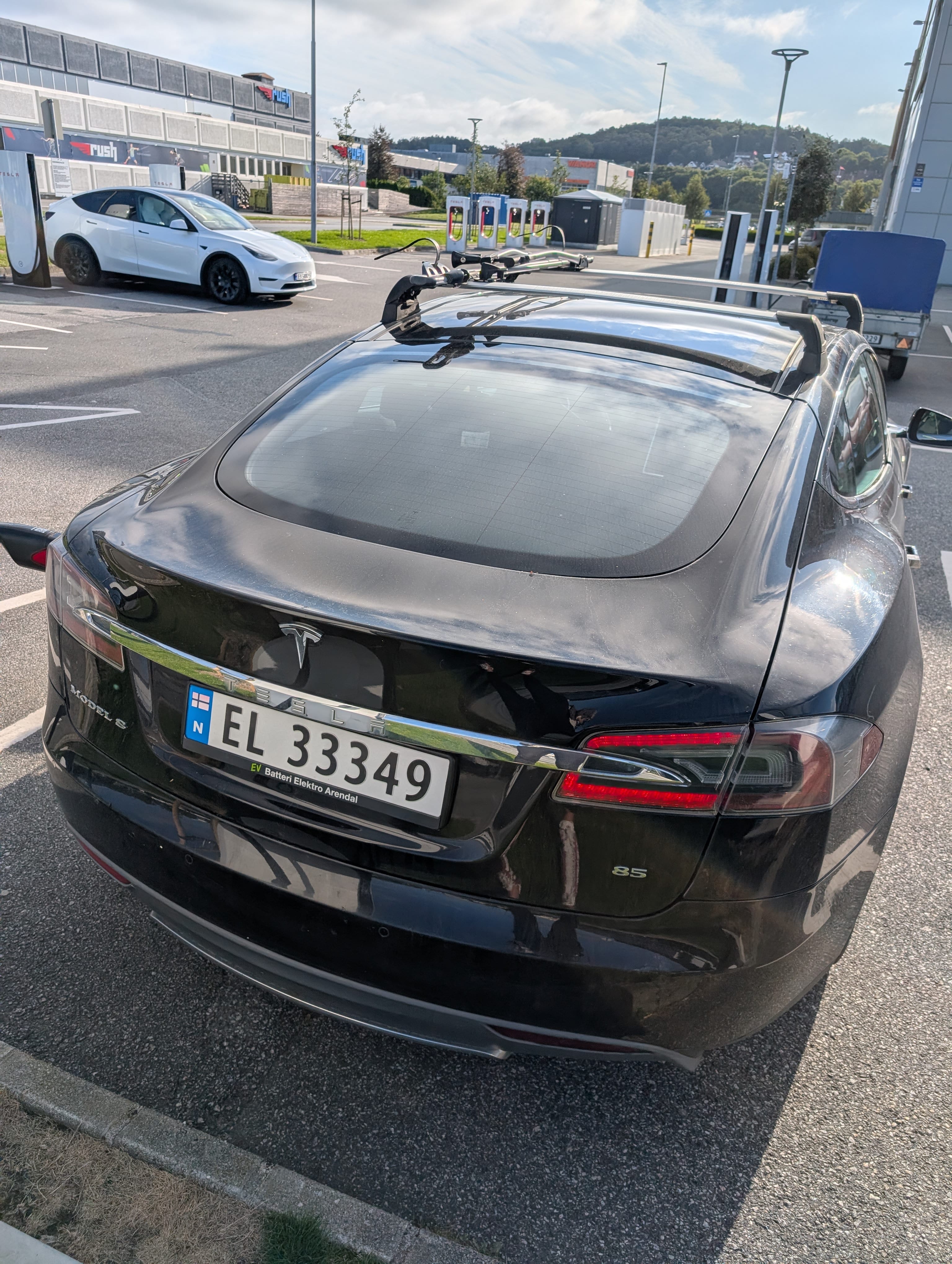 Tesla Model S med GPS