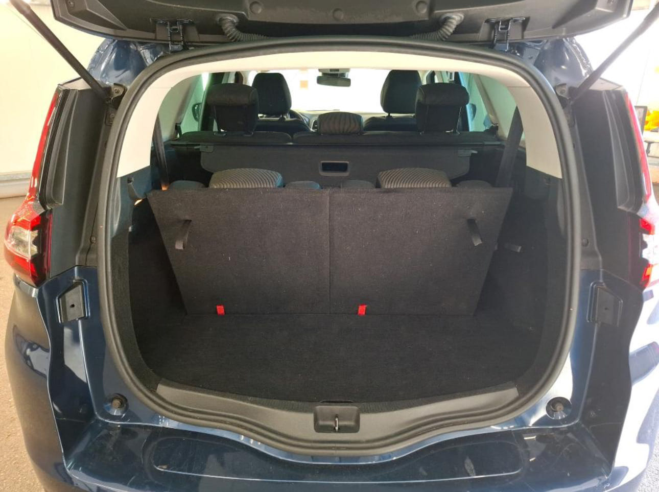 Renault Grand Scenic avec GPS