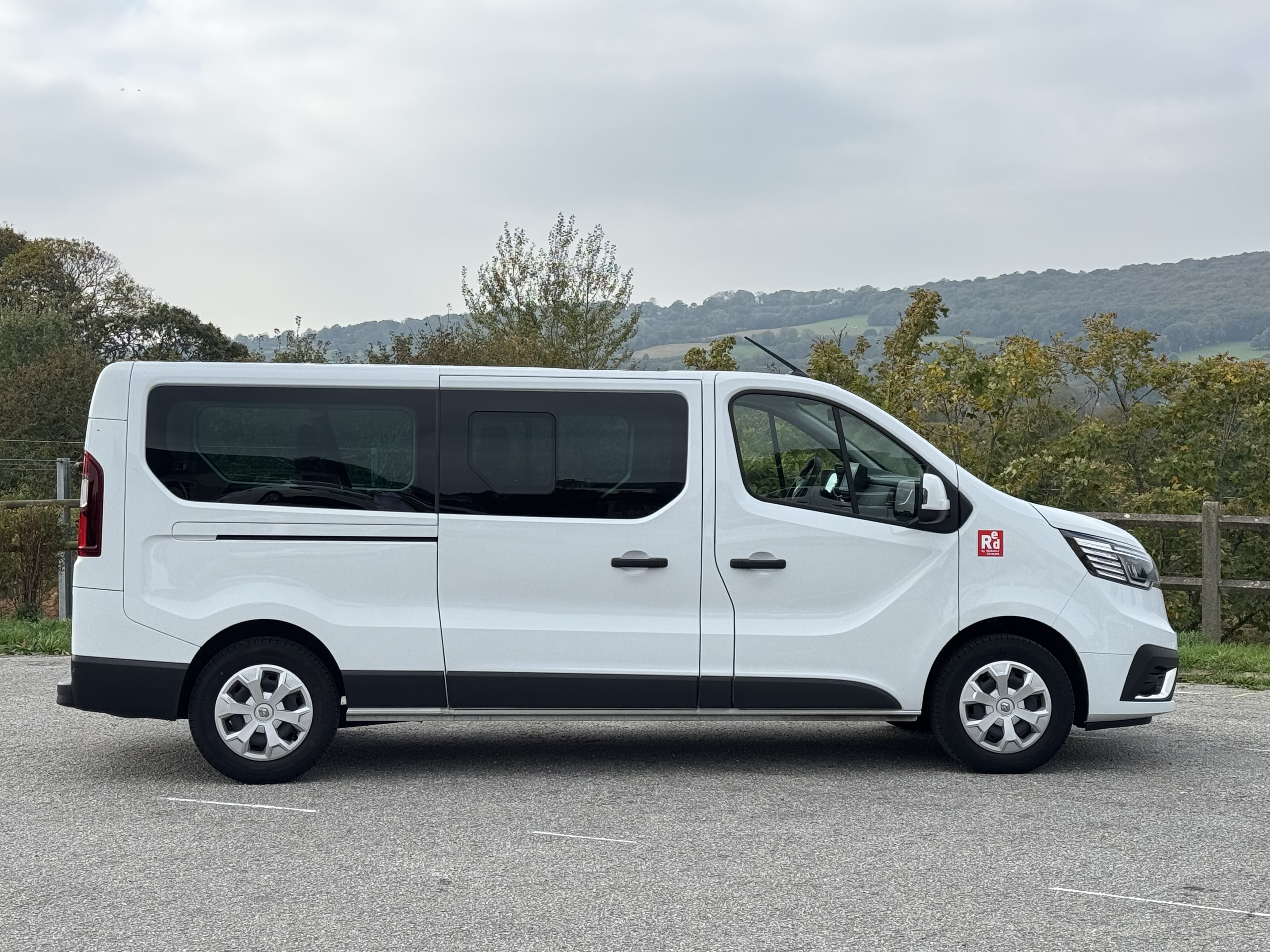 Renault Trafic Passenger Minibus 9 places avec Climatisation