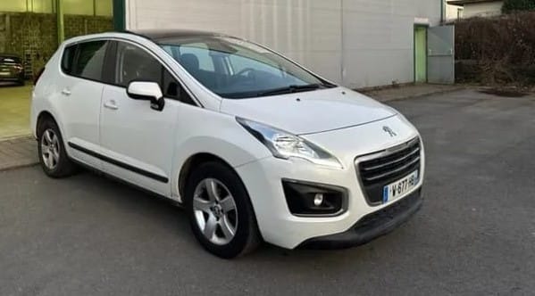 Peugeot 3008 avec Siège bébé