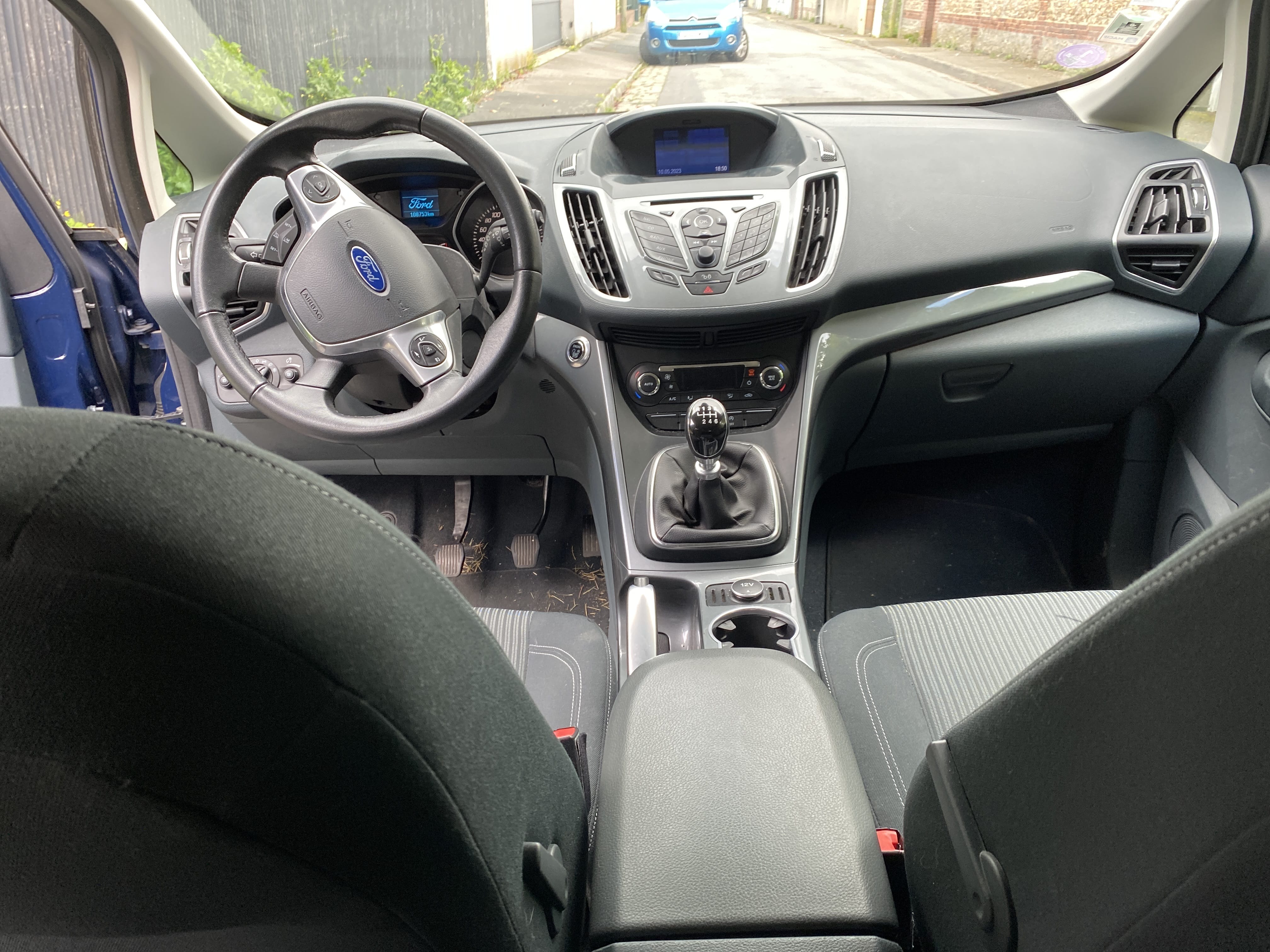 Ford C-Max Éco boost 1,2L avec Siège bébé