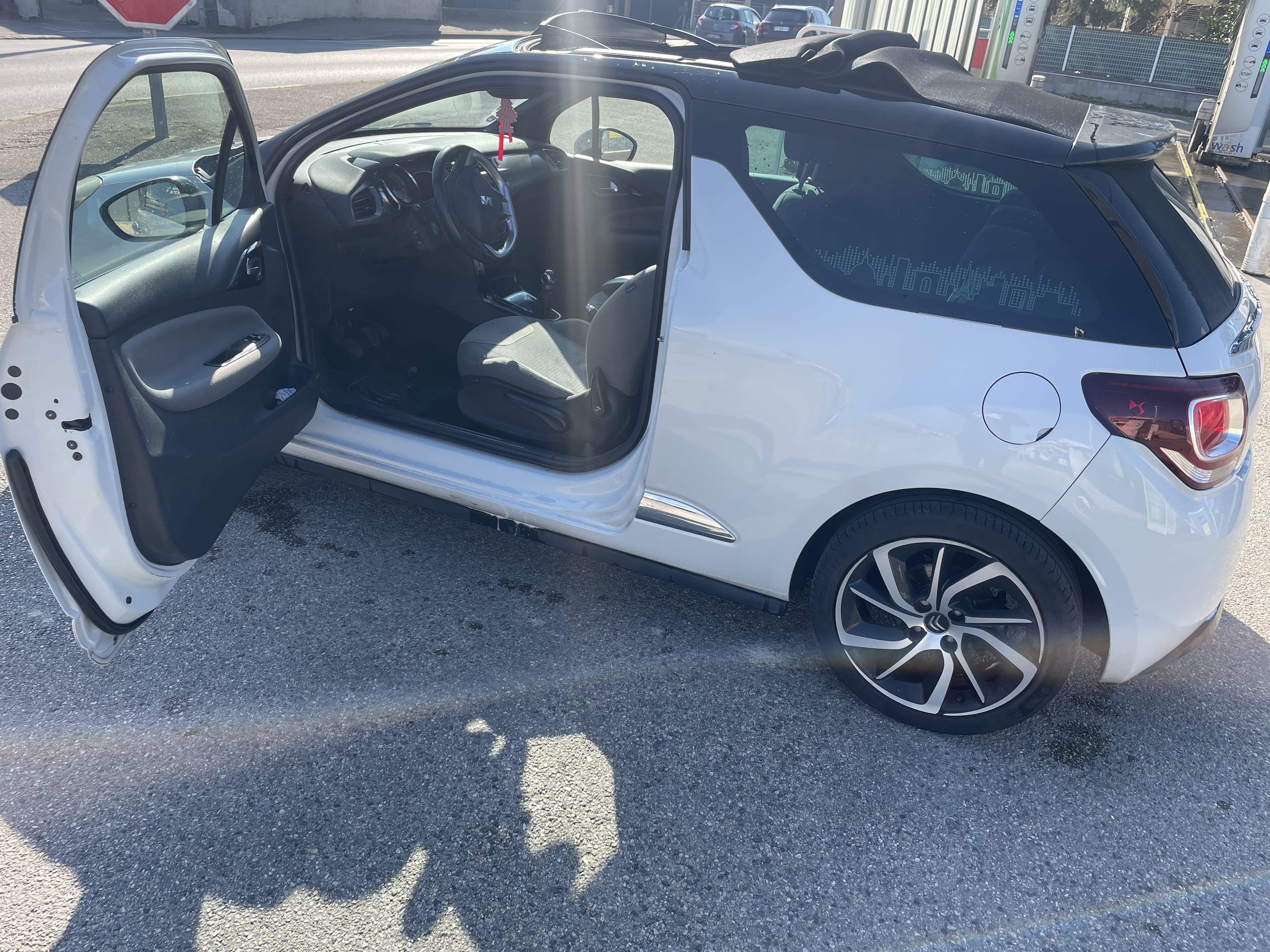 Citroen DS3 Cabriolet avec Régulateur de vitesse