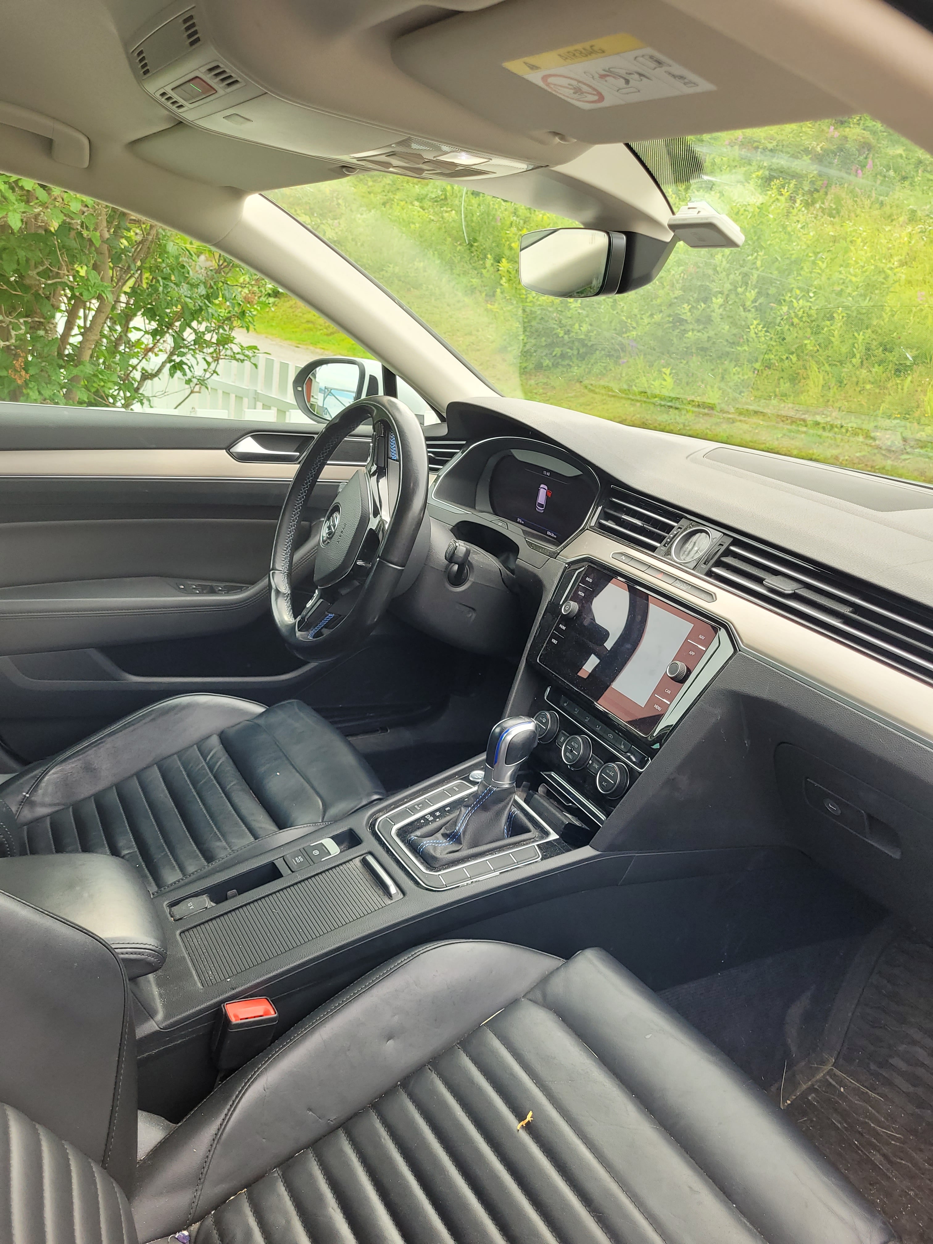 Volkswagen Passat GTE Hybrid med Bluetooth audio