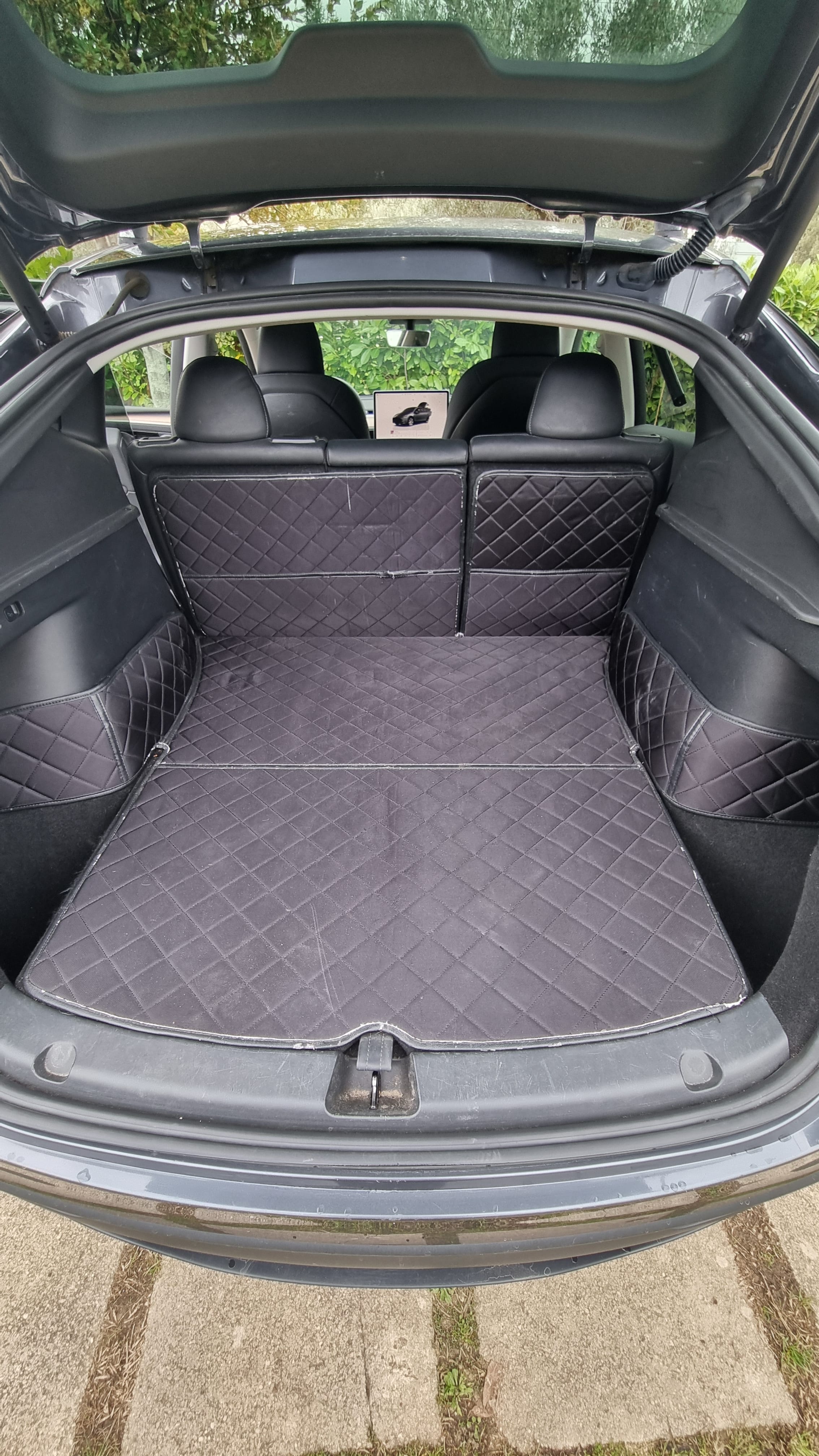 Tesla Model Y Long Range avec Régulateur de vitesse