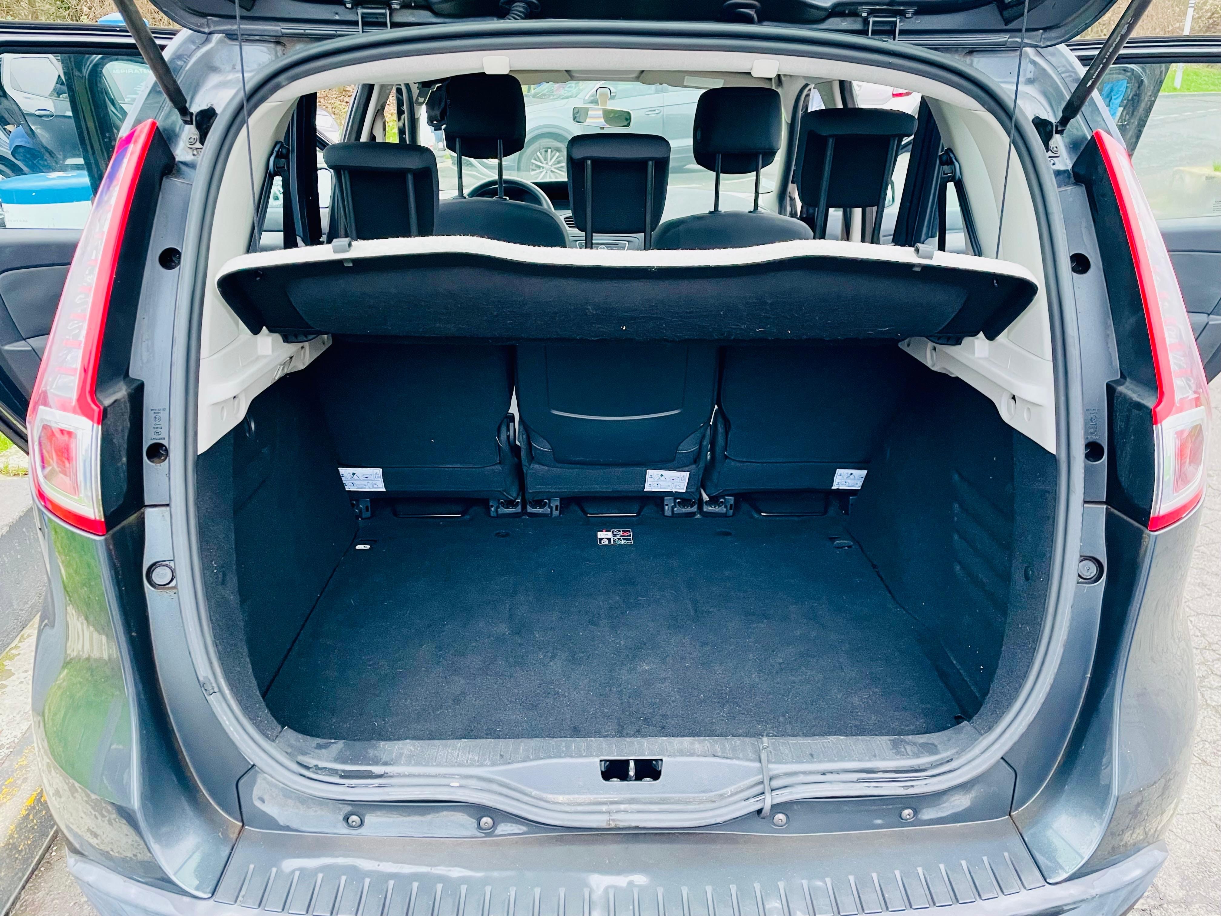 Renault Scenic avec Entrée audio / iPod