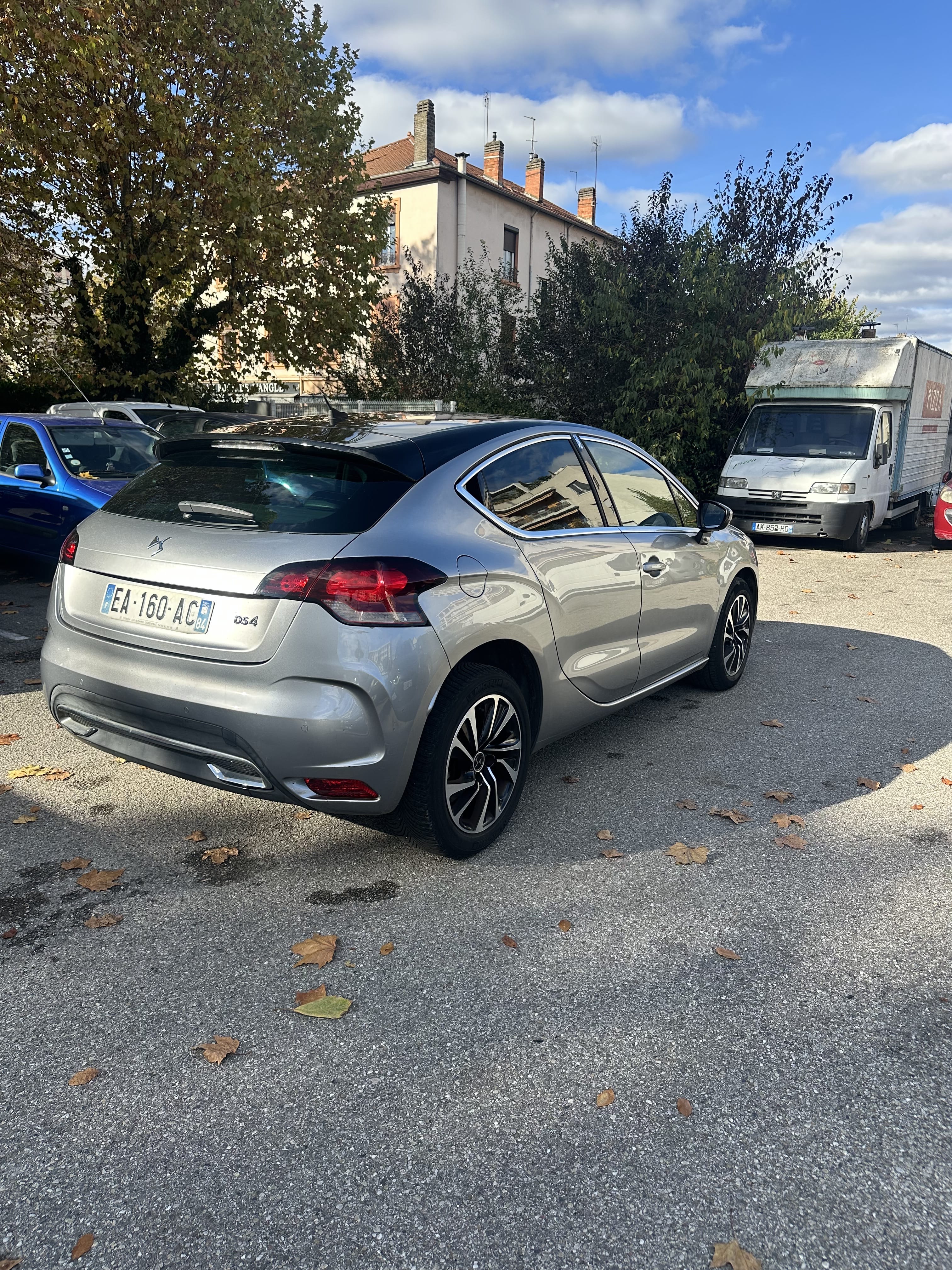 DS 4 mit Navigationsgerät