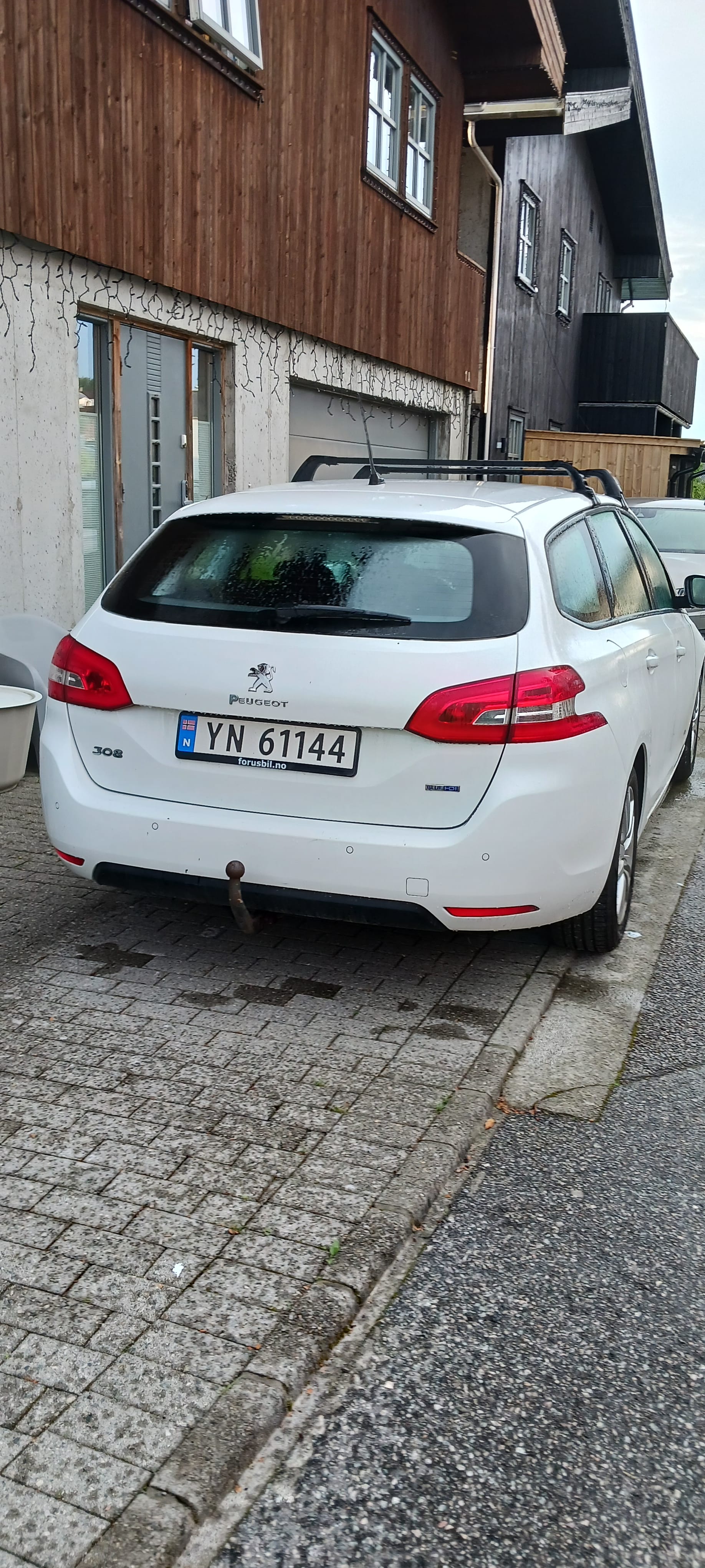 Peugeot 308 SW med Tilhengerfeste