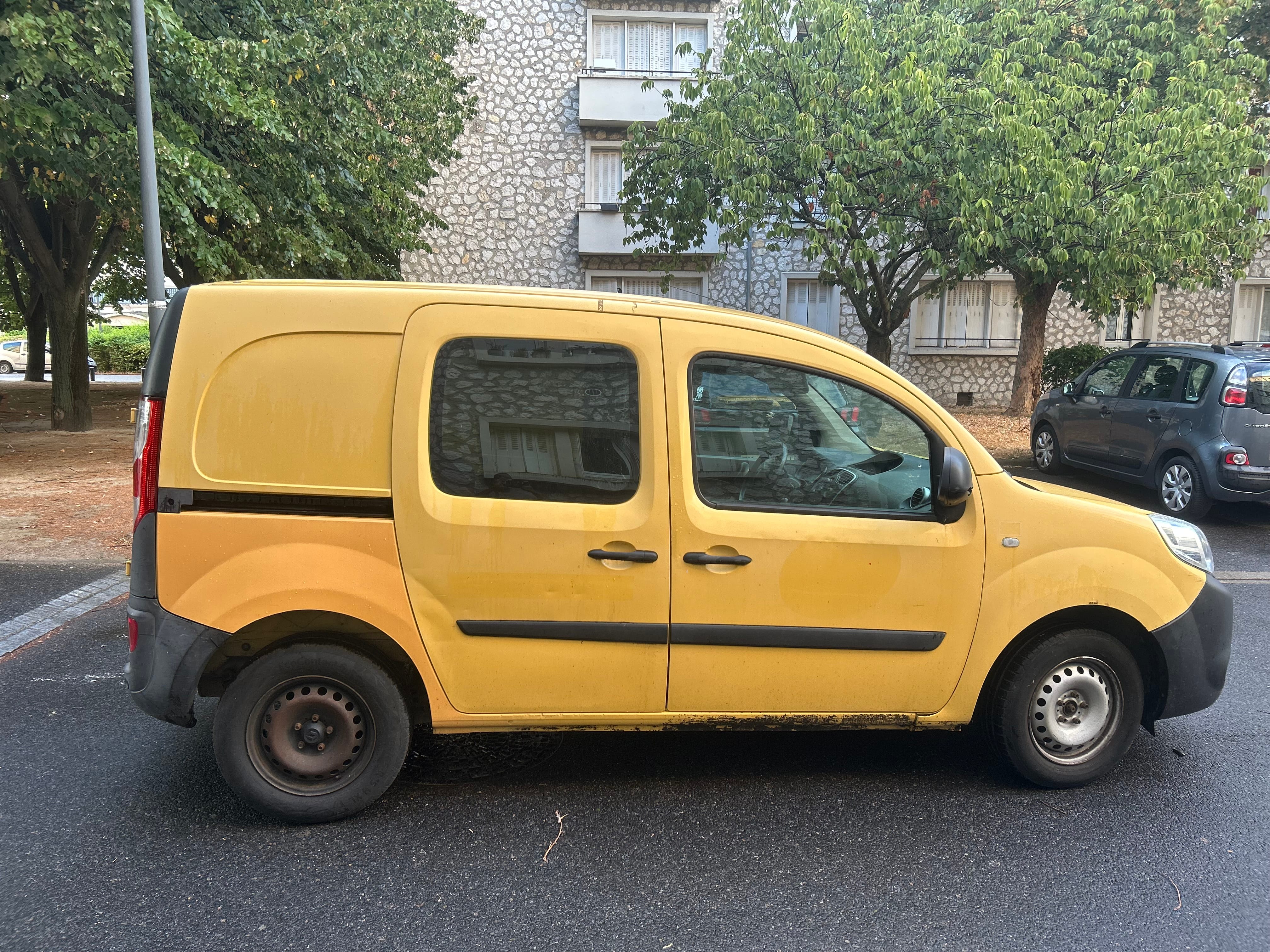 Renault Kangoo Express 1.5 DCI avec Audio Bluetooth
