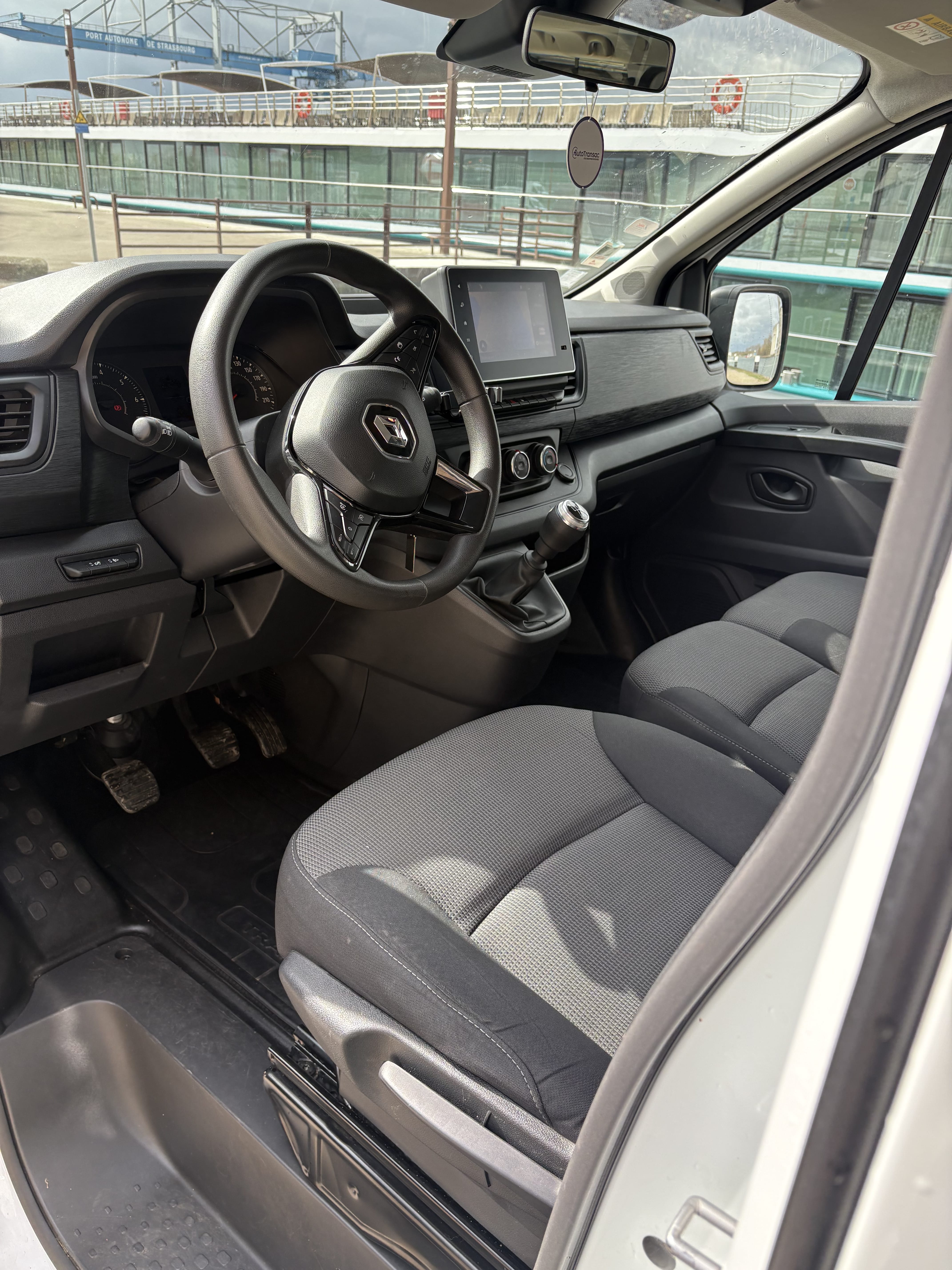 Renault Trafic Passenger 3 avec Siège bébé