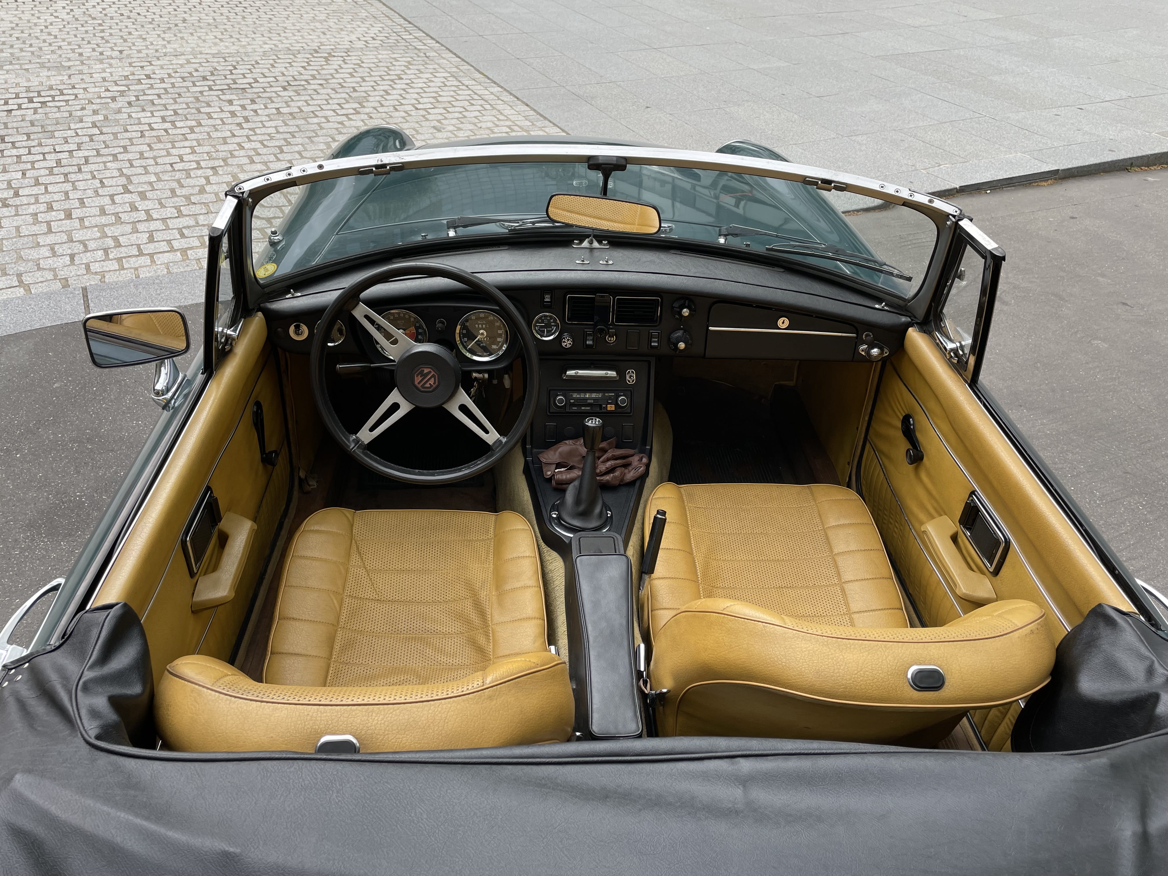MG B Cabriolet