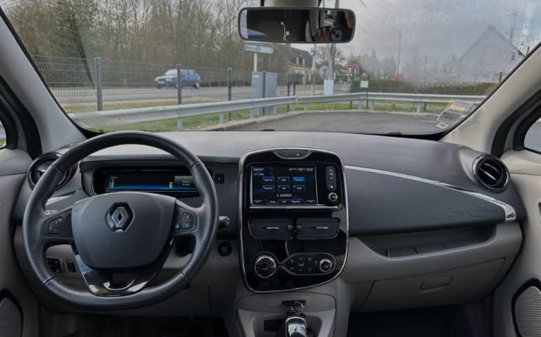 Renault ZOE avec GPS