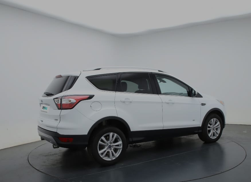 Ford Kuga avec Climatisation