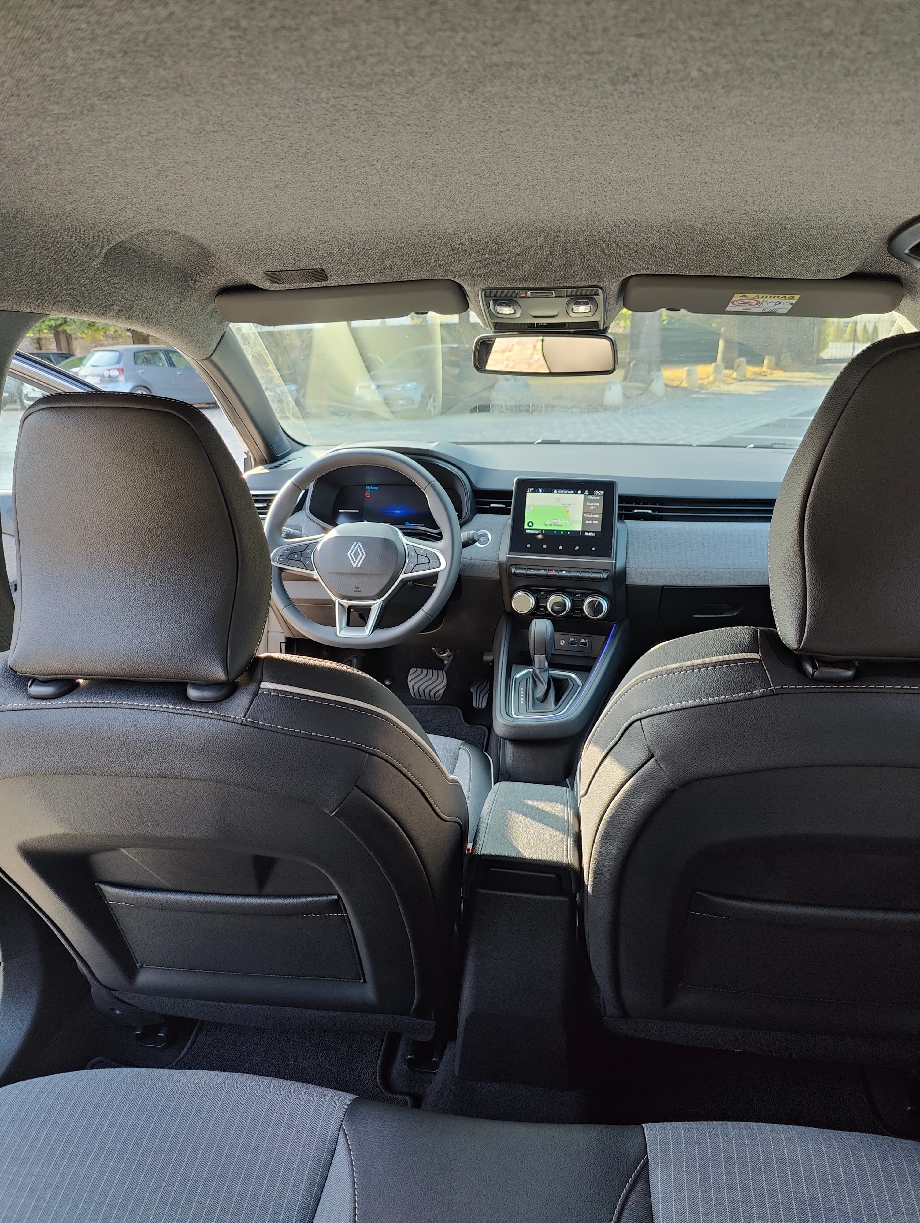 Renault Clio E-tech avec GPS