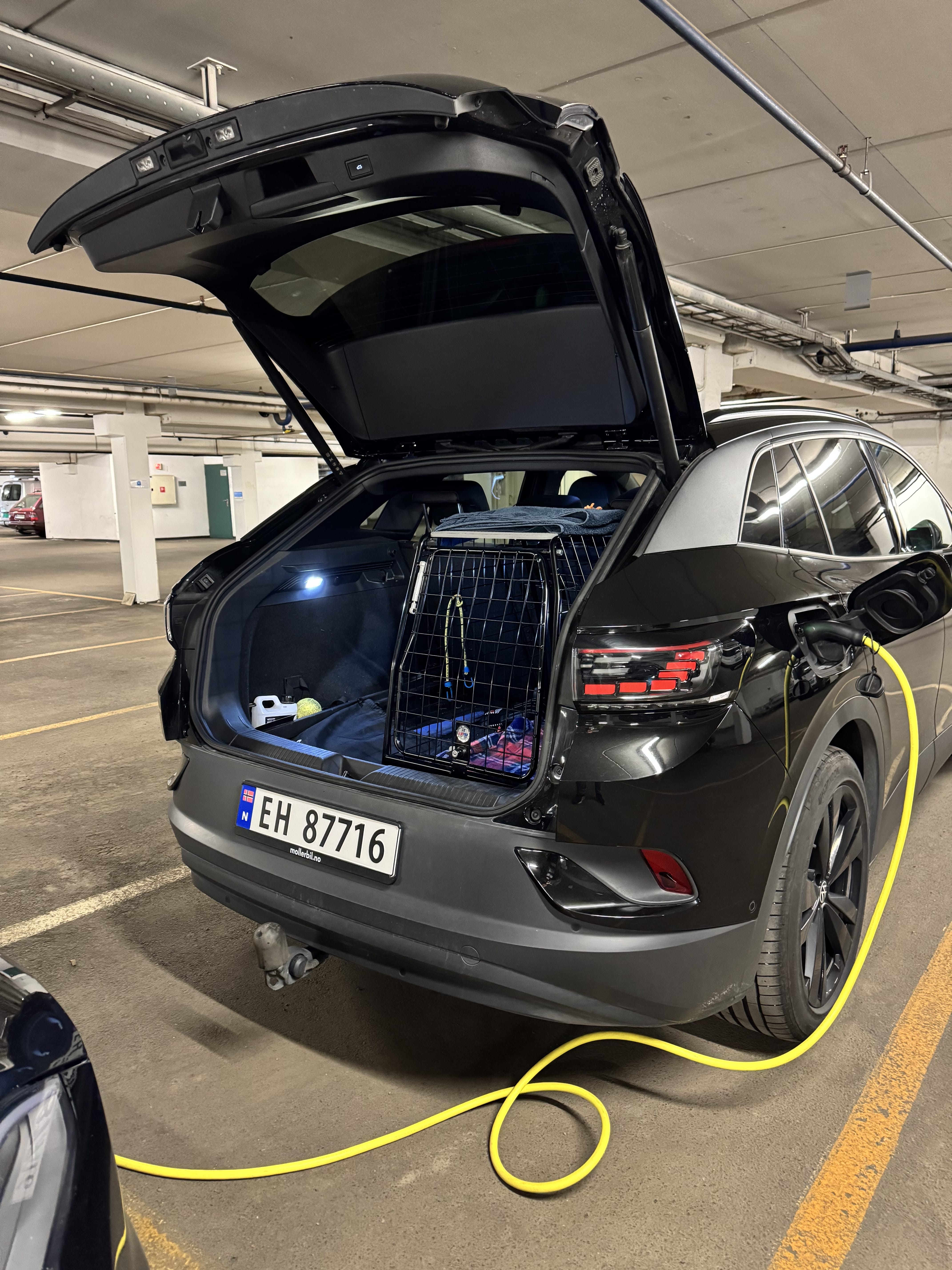 Volkswagen ID.4 Pro 4motion med GPS