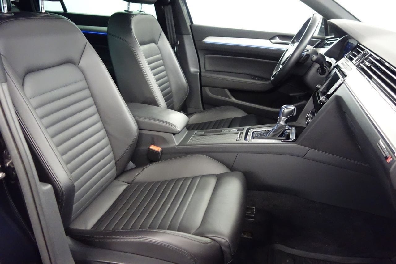 Volkswagen Passat GTE med Aircondition