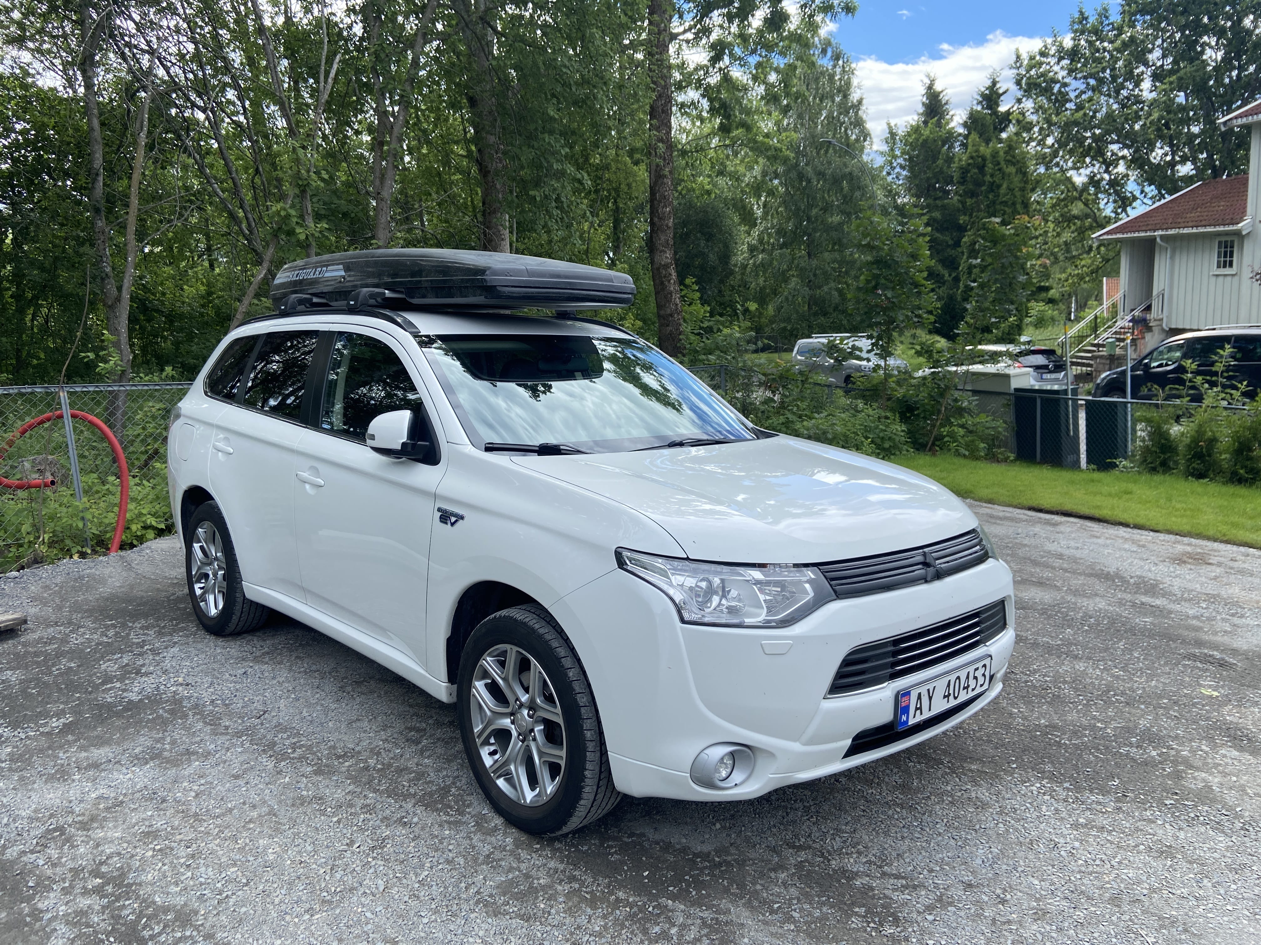 Mitsubishi Outlander Hybrid, 2019, Blyfri 95 / Elektrisk (hybrid), automatisk