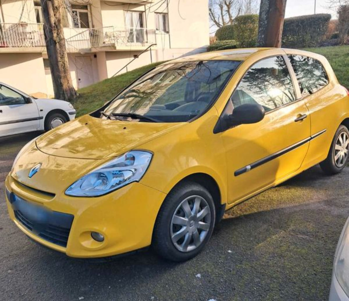 Renault Clio 1.2 16v 75cv atmo essence SP98 avec Climatisation