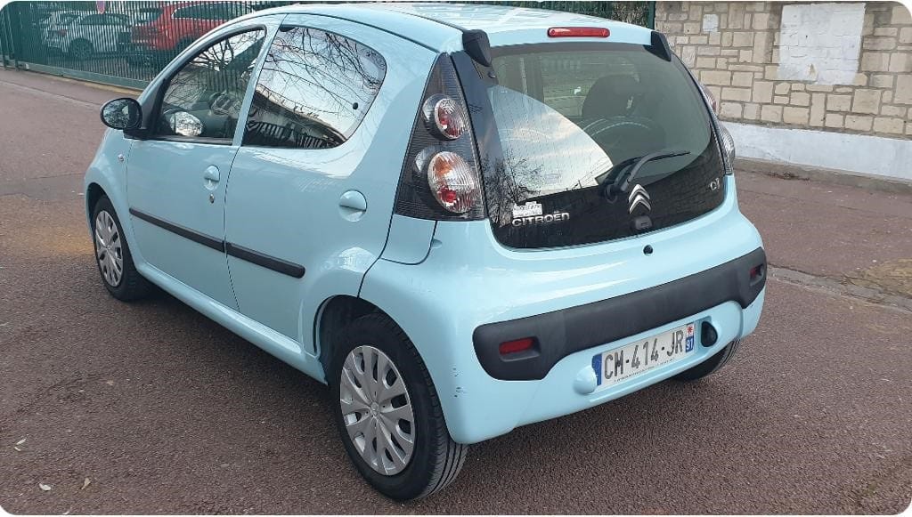 Citroen C1 1.0 essence avec Entrée audio / iPod