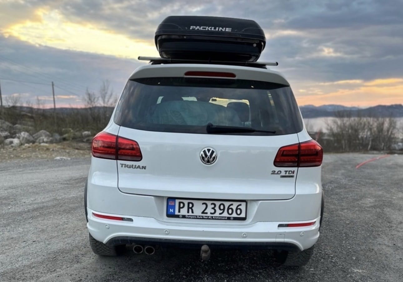 Volkswagen Tiguan SE R-Line Black 4MOTION met GPS