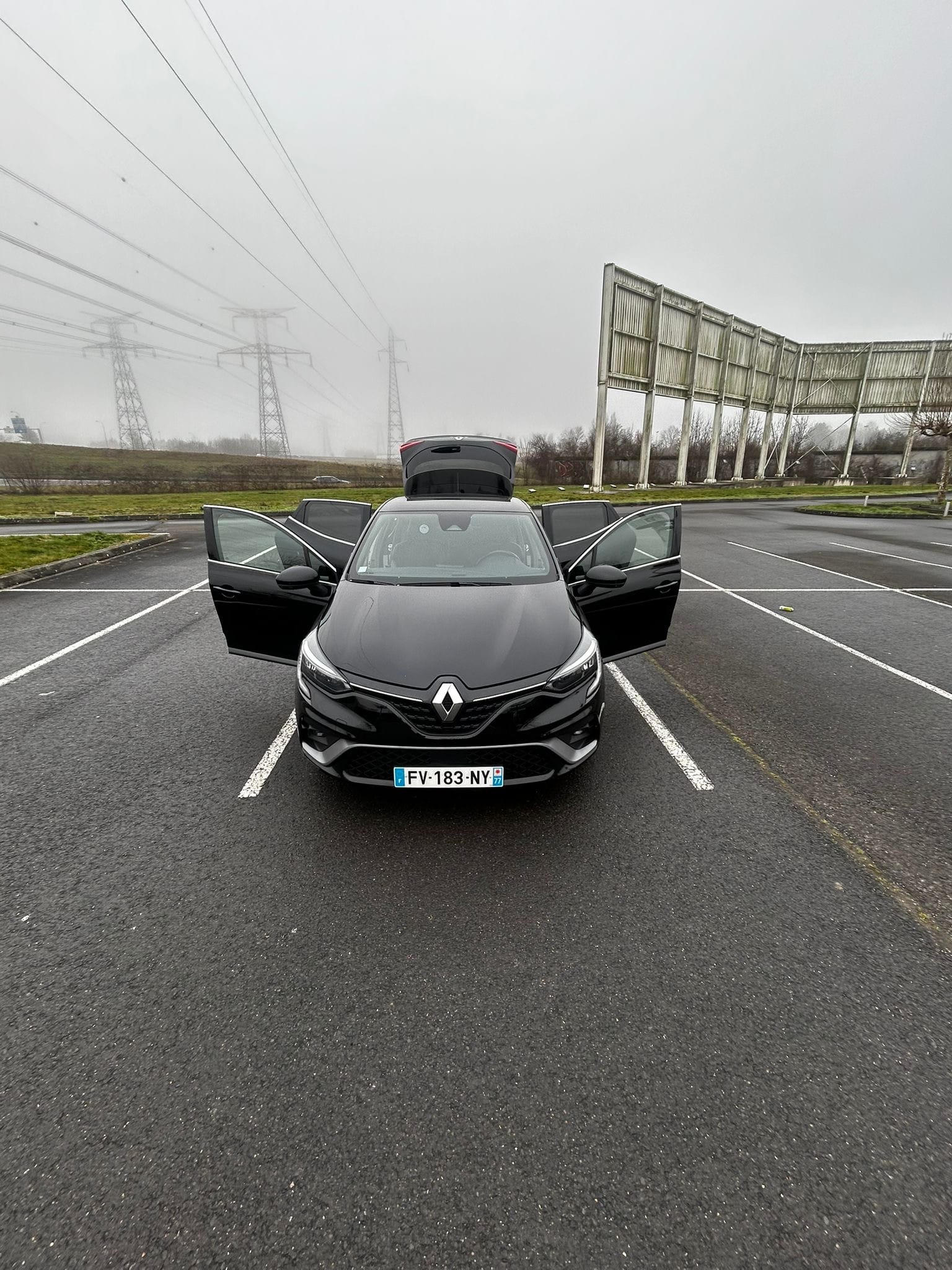 Renault Clio  5 RS Line E-Tech Hybride non rechargeable avec Entrée audio / iPod