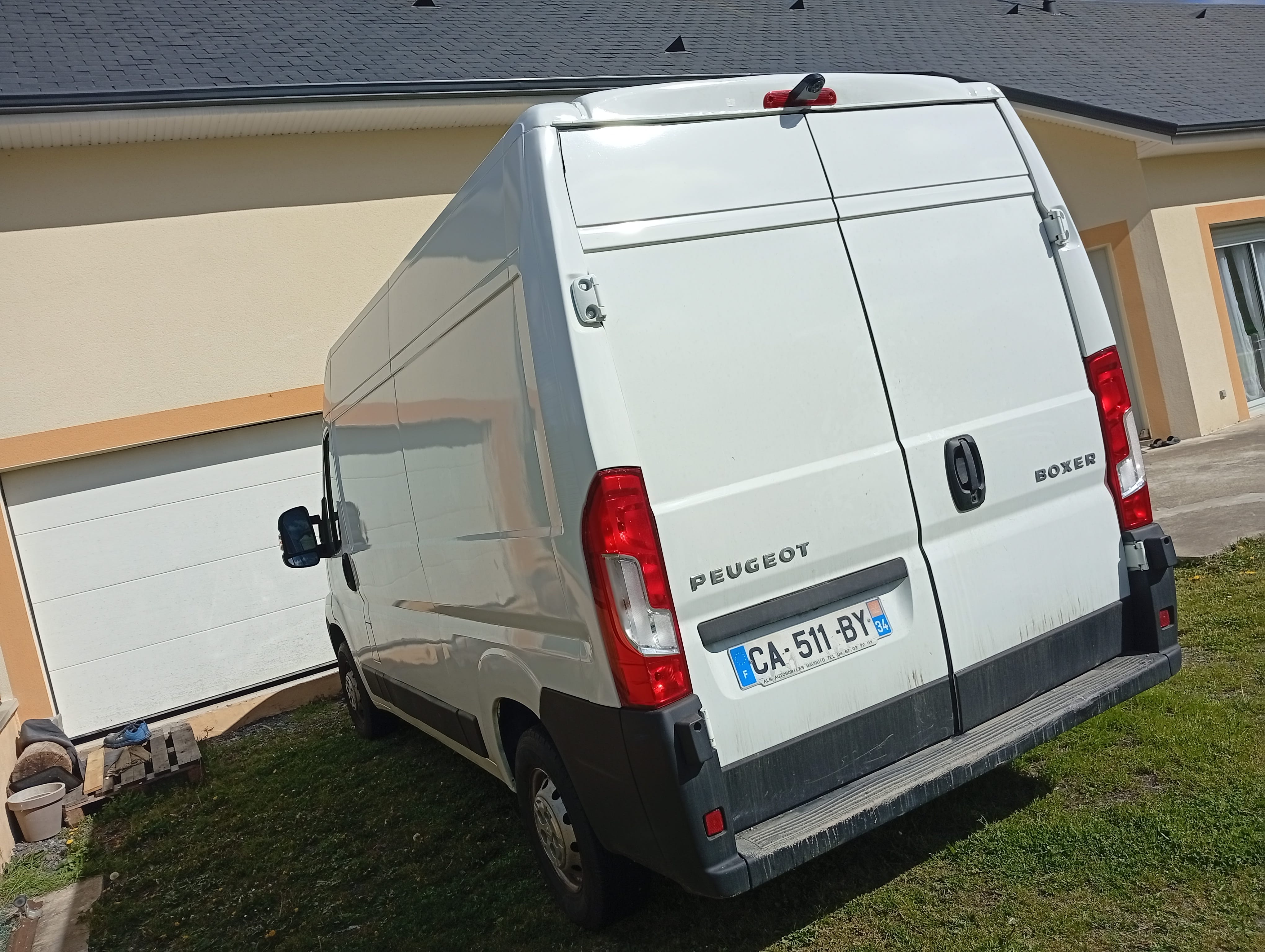 Peugeot Boxer Double Cabine avec Audio Bluetooth