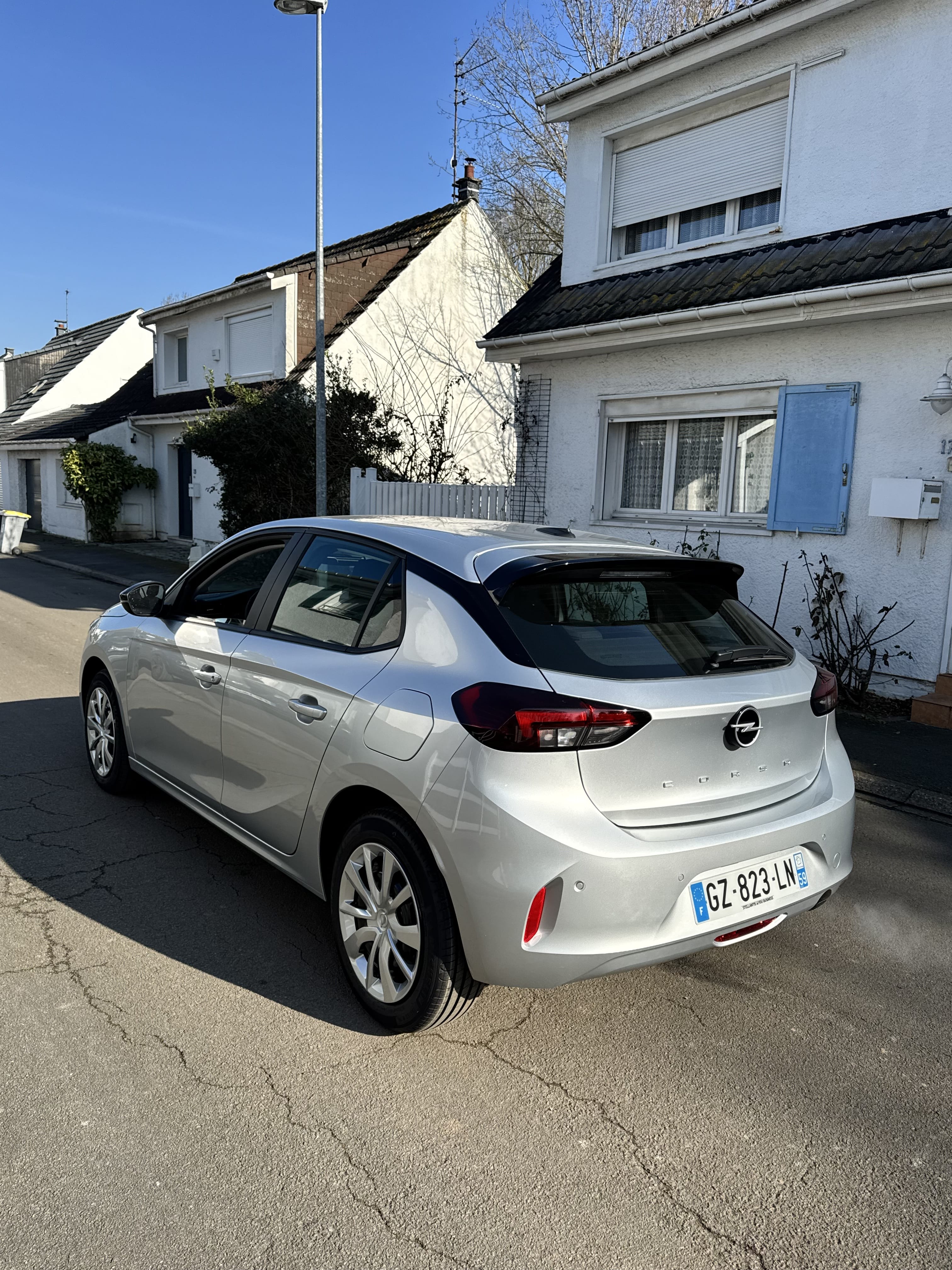 Opel Corsa avec Régulateur de vitesse