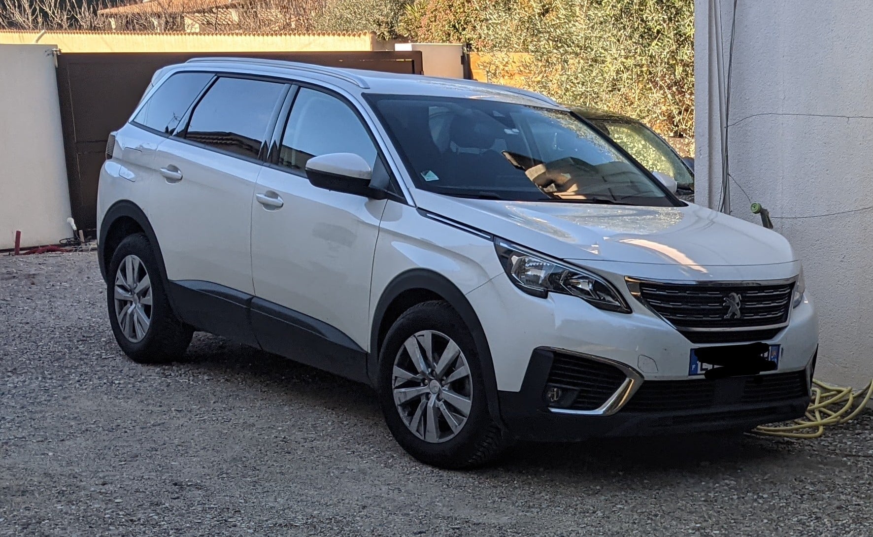 Peugeot 5008, 2017, Diesel, automatique, 7 places