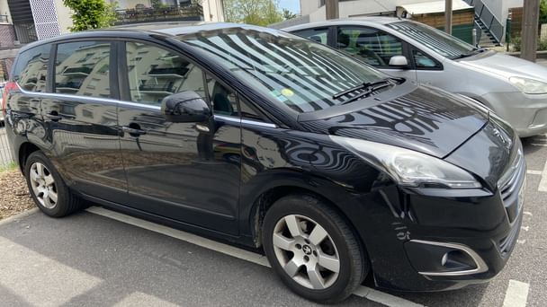 Peugeot 5008, 2016, Diesel, automatique, 7 places