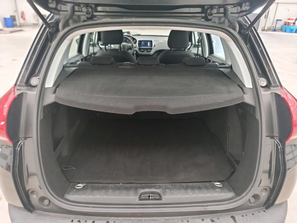 Peugeot 2008 avec GPS