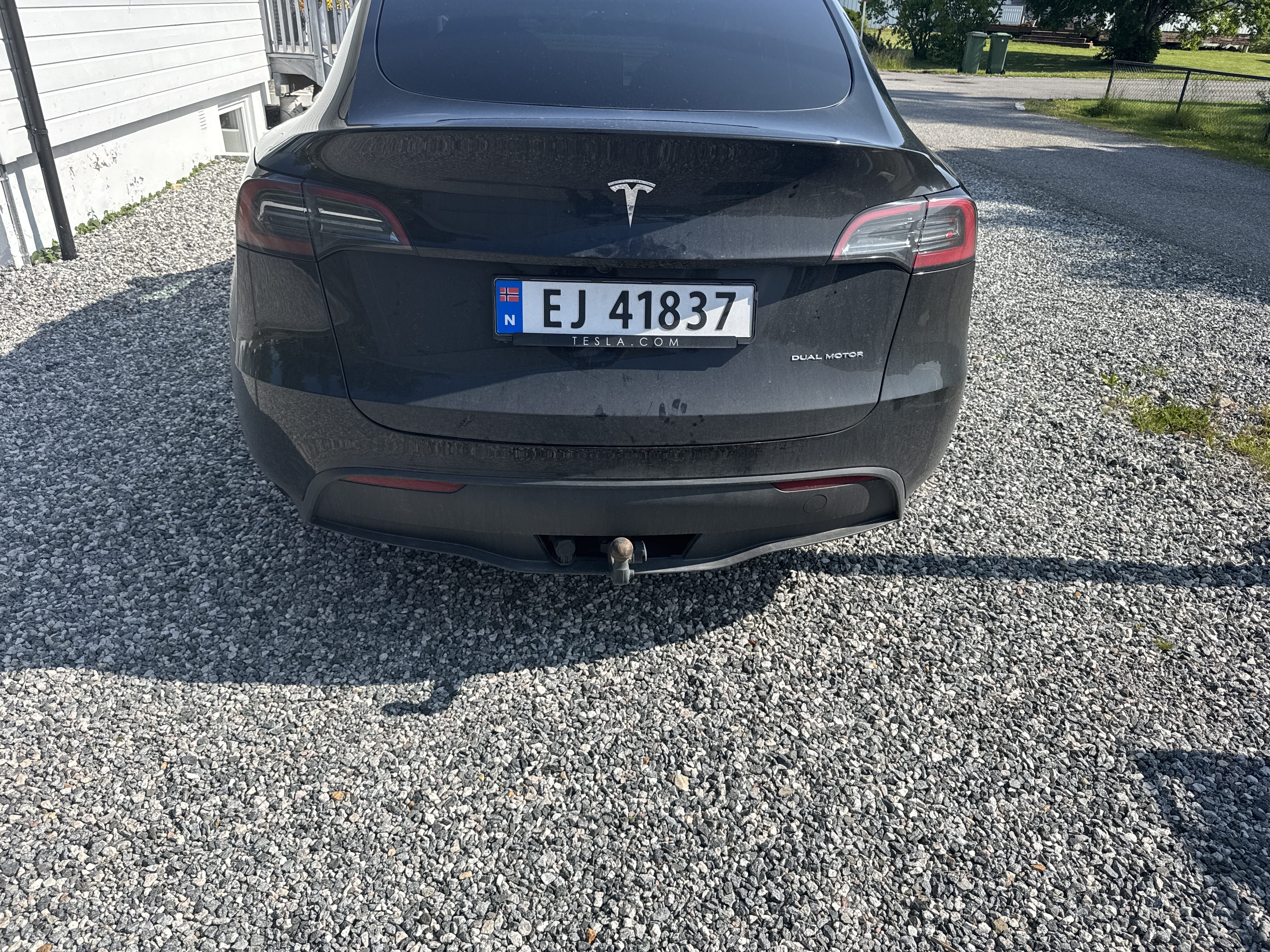 Tesla Model Y Long Range med Dashcam