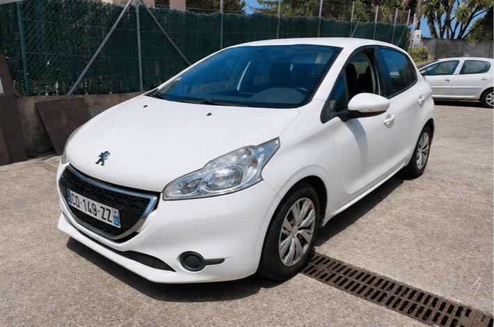 Peugeot 208, 2013, Diesel