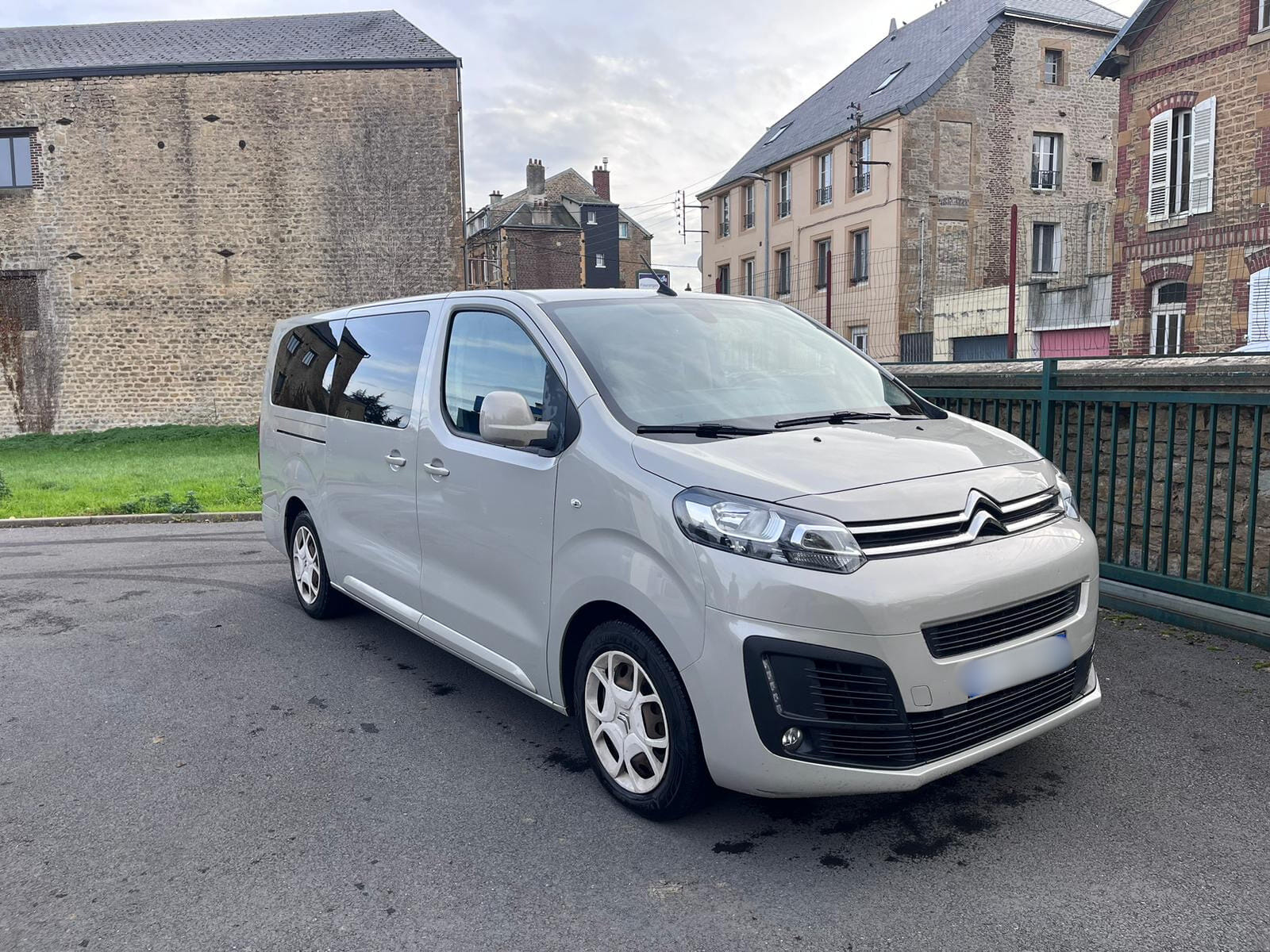 Citroen Jumpy Multispace Space Tourer Minibus 9 places avec Climatisation