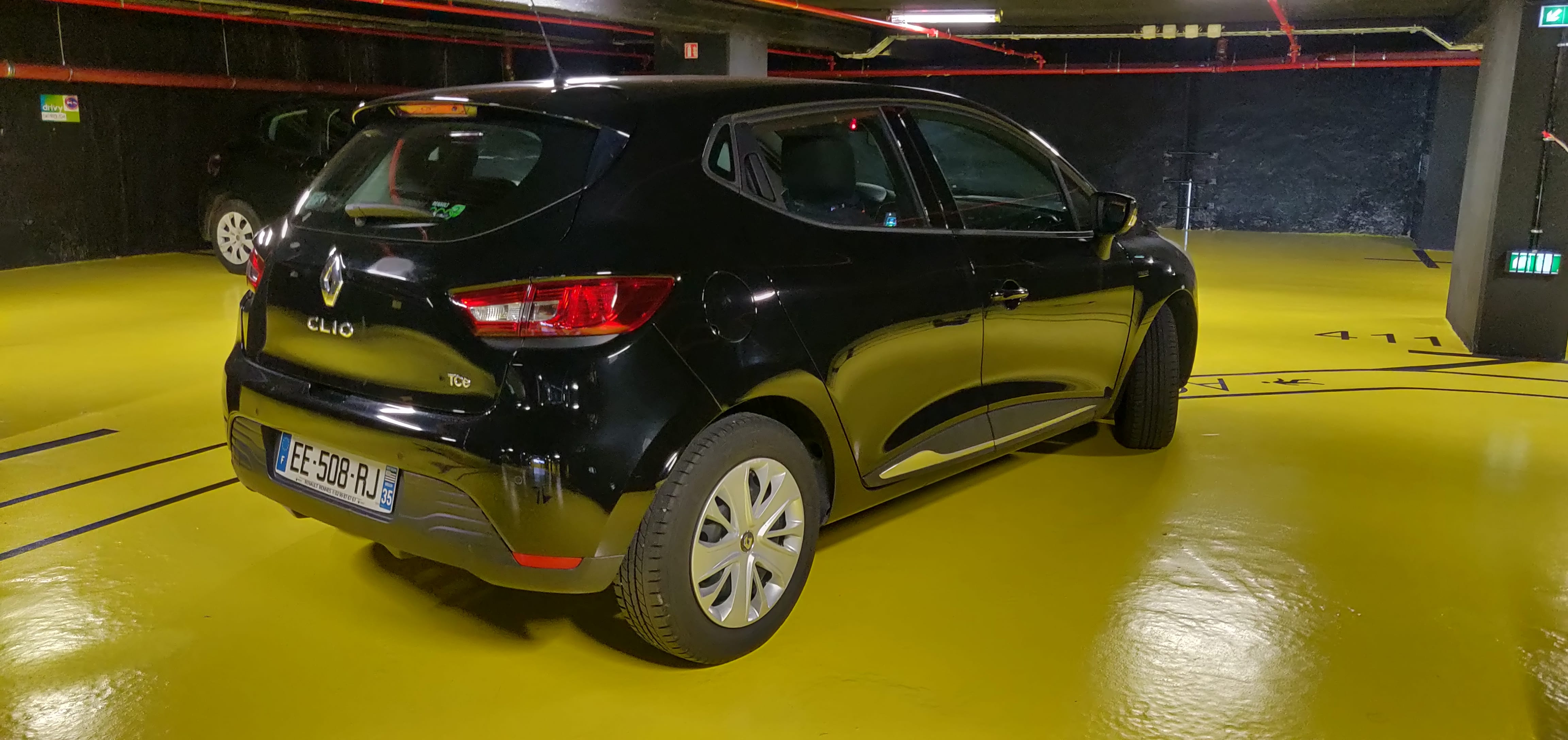 Renault Clio EE508RJ avec GPS