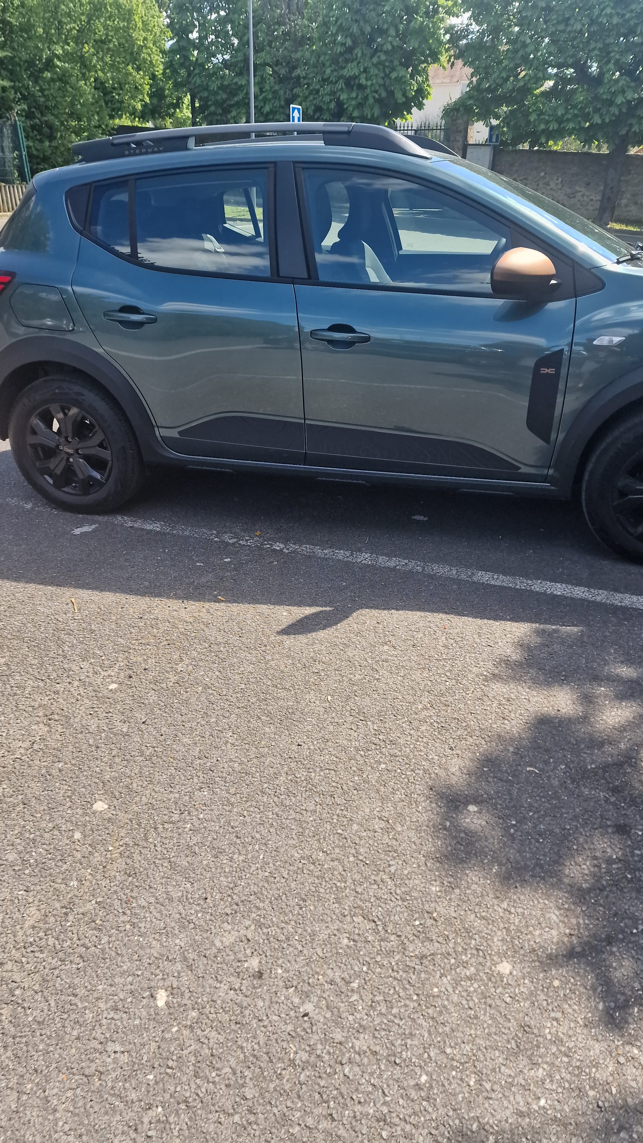 Dacia Sandero, 2024, Essence 95, automatique