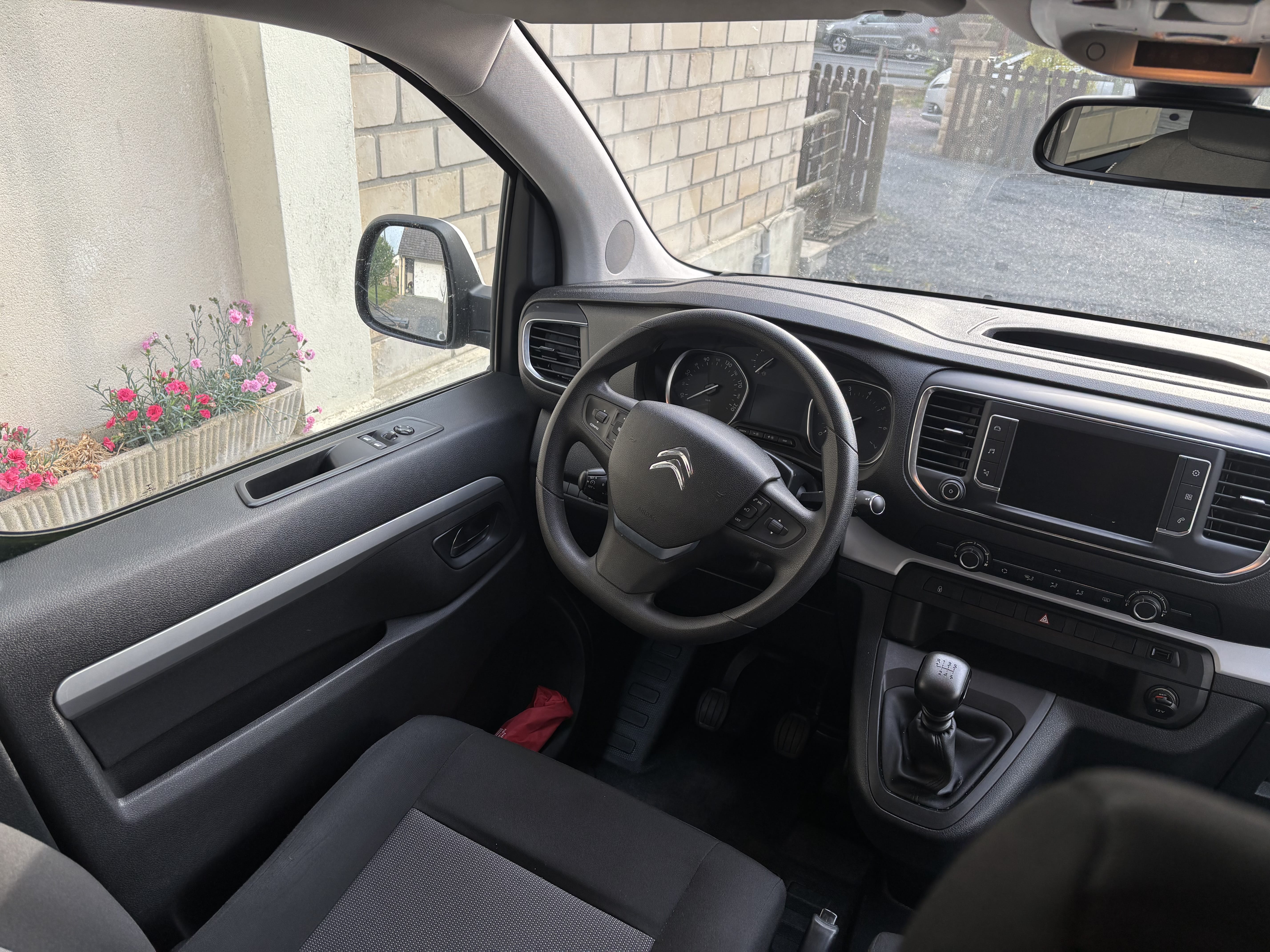Citroen SpaceTourer 2l blueHDI avec Port USB