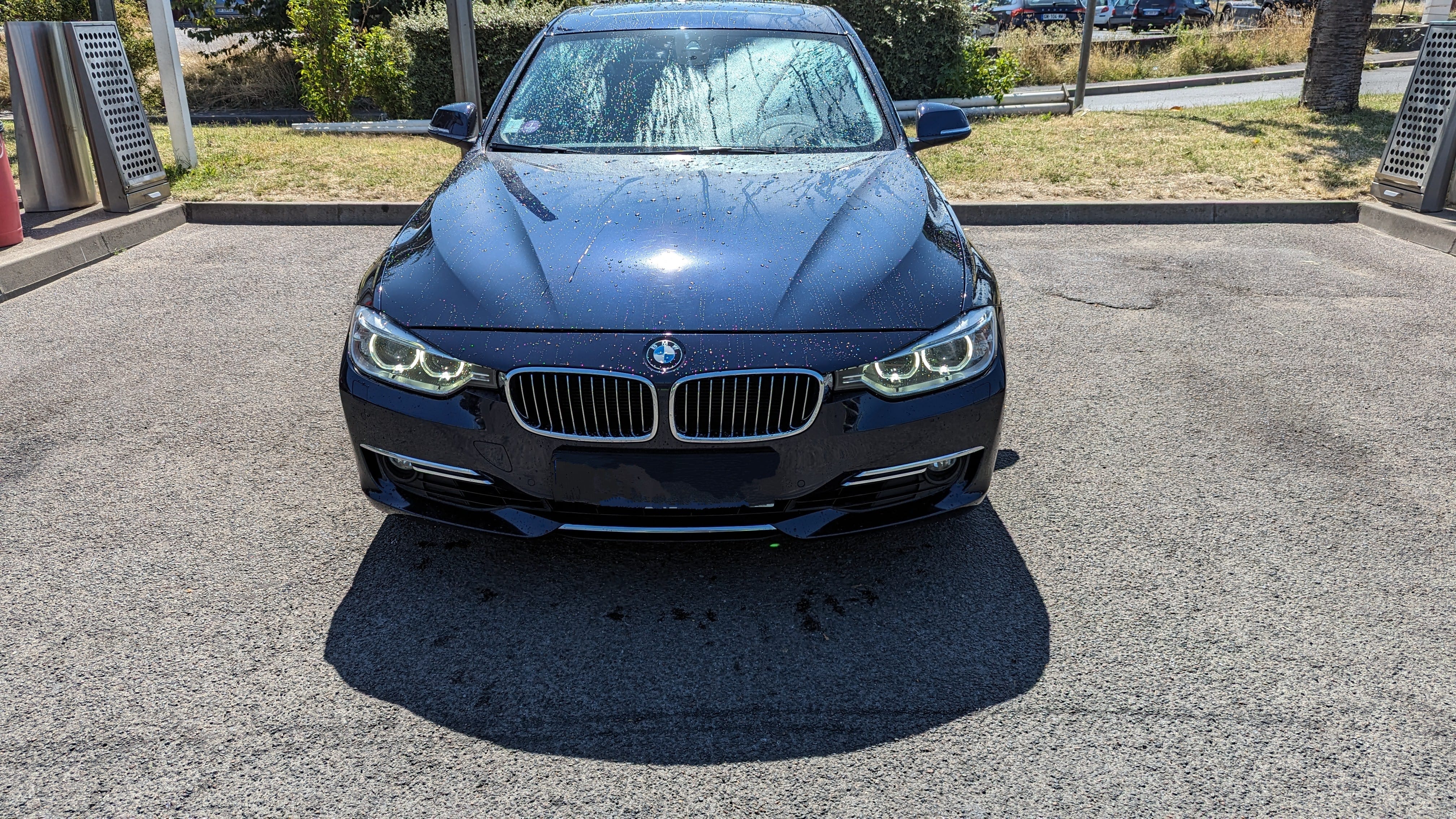 BMW Série 3, 2011, Essence 98 / Électrique (hybride), automatique