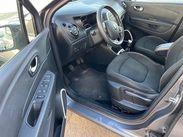 Renault Captur avec Entrée audio / iPod