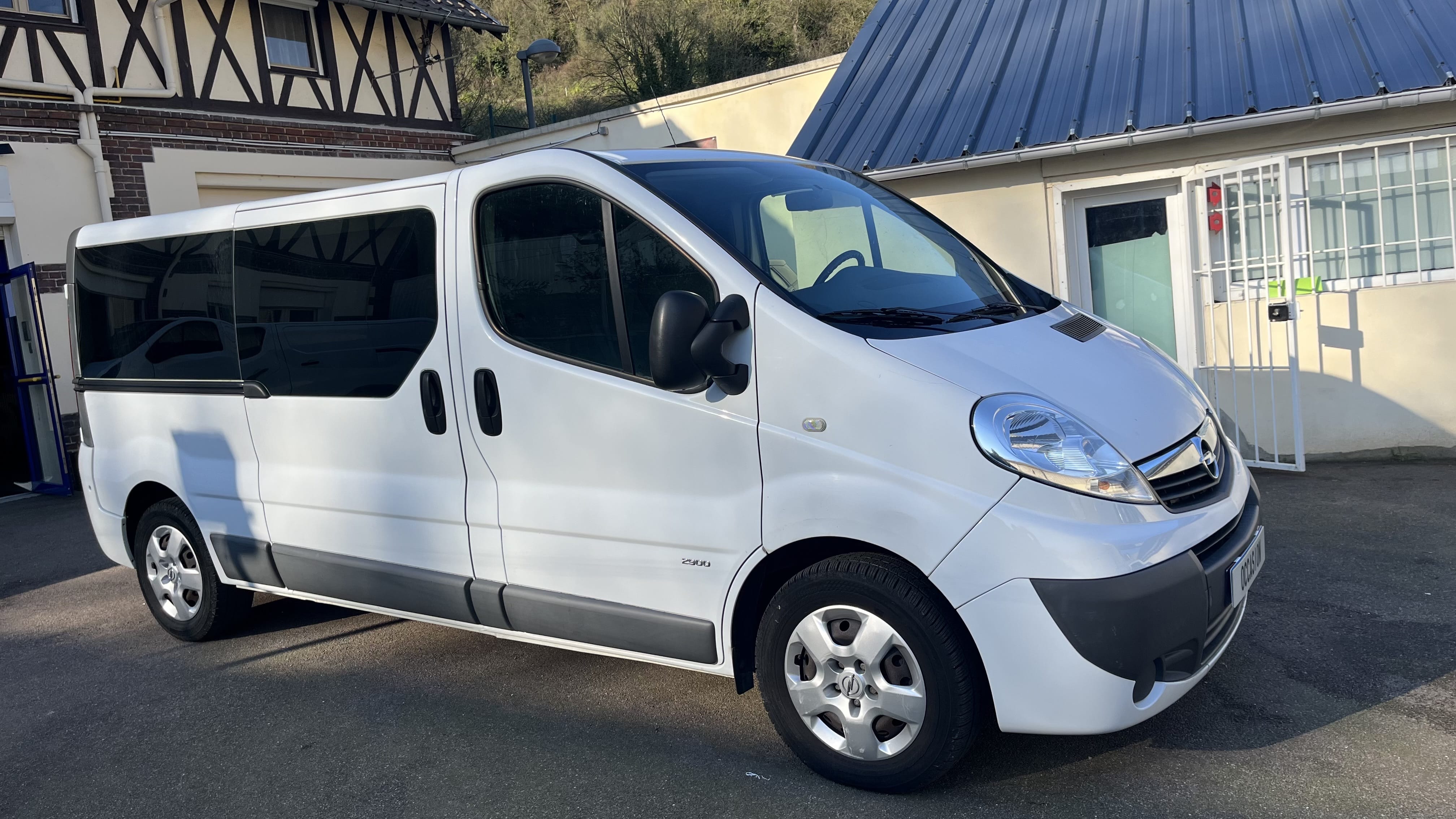 Opel Vivaro 2.0DCi avec Régulateur de vitesse
