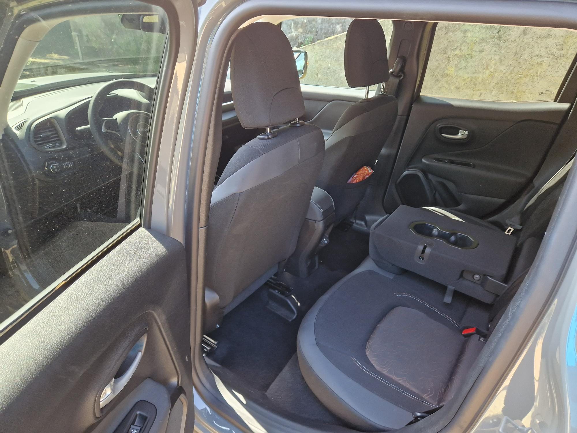 Jeep Renegade Upland avec Siège bébé