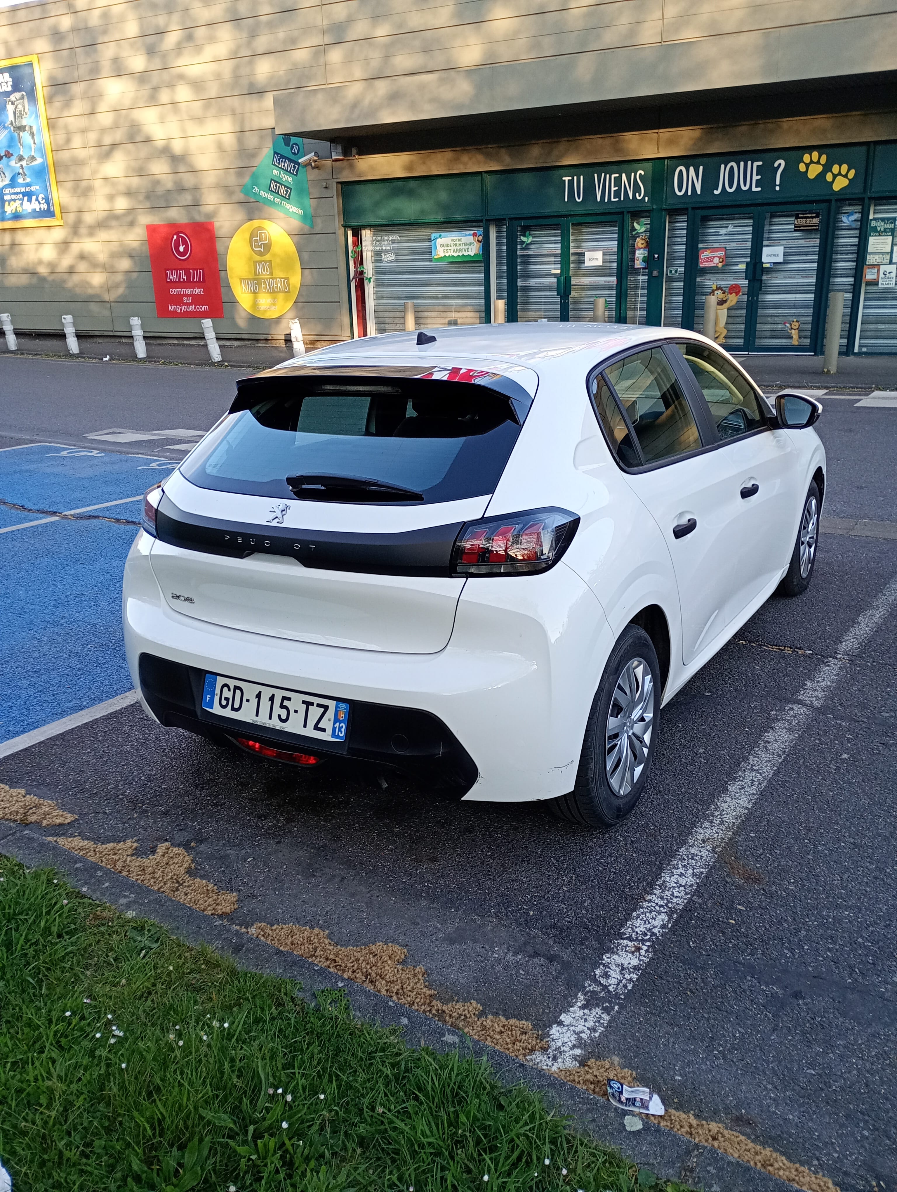 Peugeot 208 1.5 BlueHDI Affaire avec Audio Bluetooth