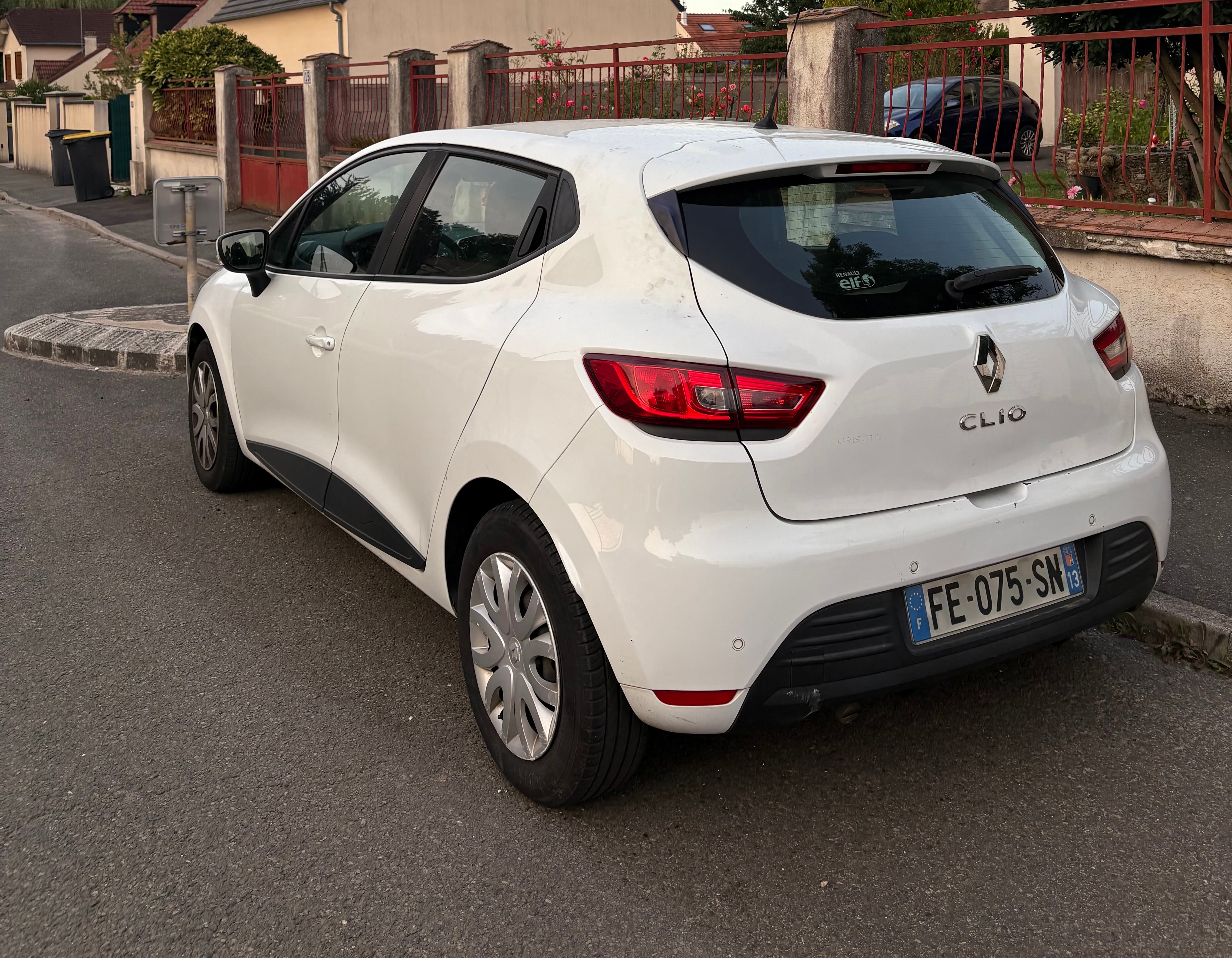 Renault Clio avec Climatisation