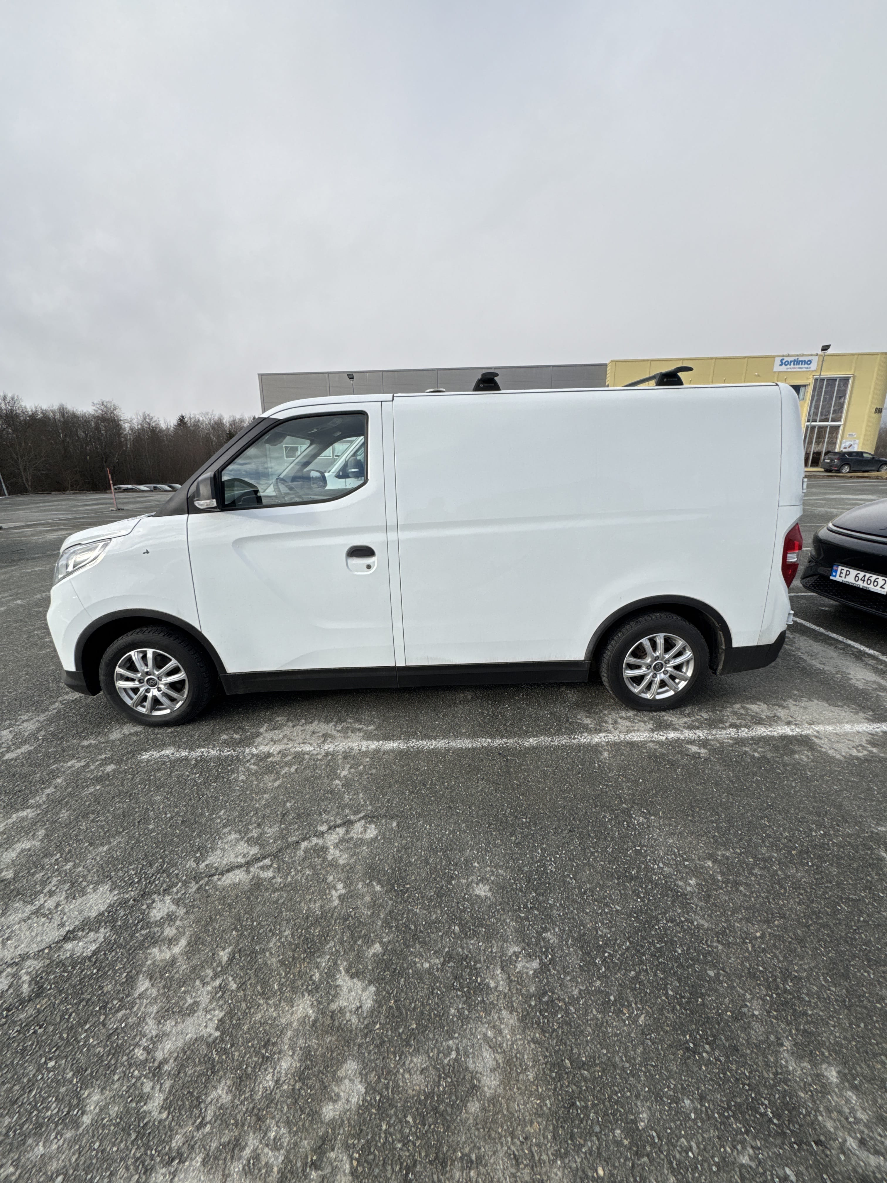 Maxus eDeliver 3 with Air conditioning