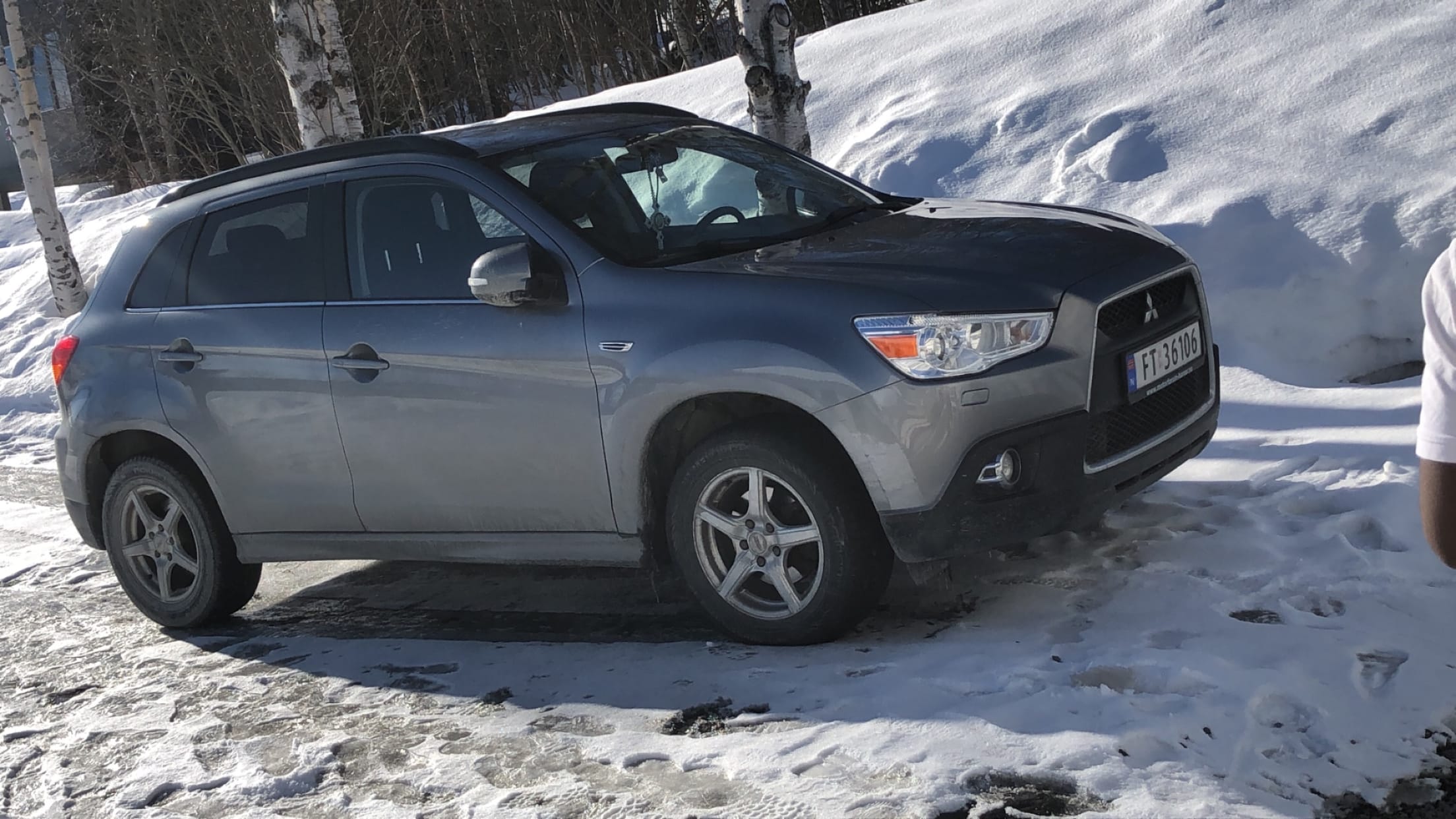 Mitsubishi ASX with Baby seat