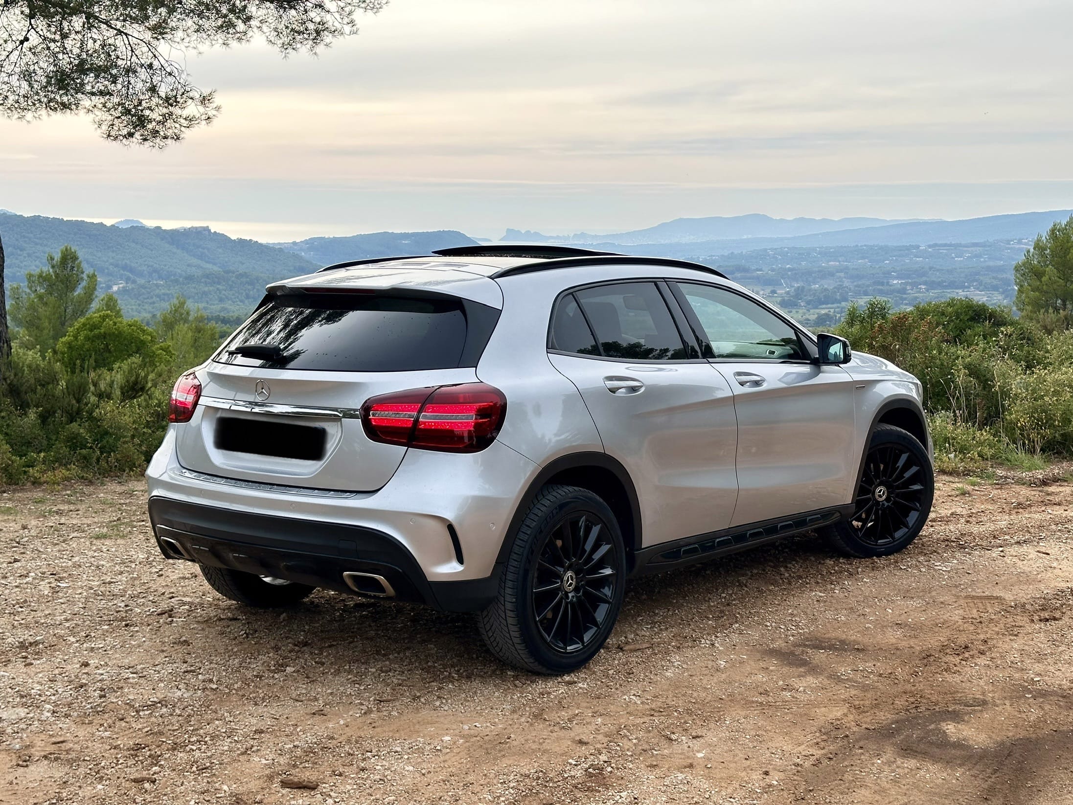 Mercedes-Benz Classe GLA  AMG Line avec Régulateur de vitesse