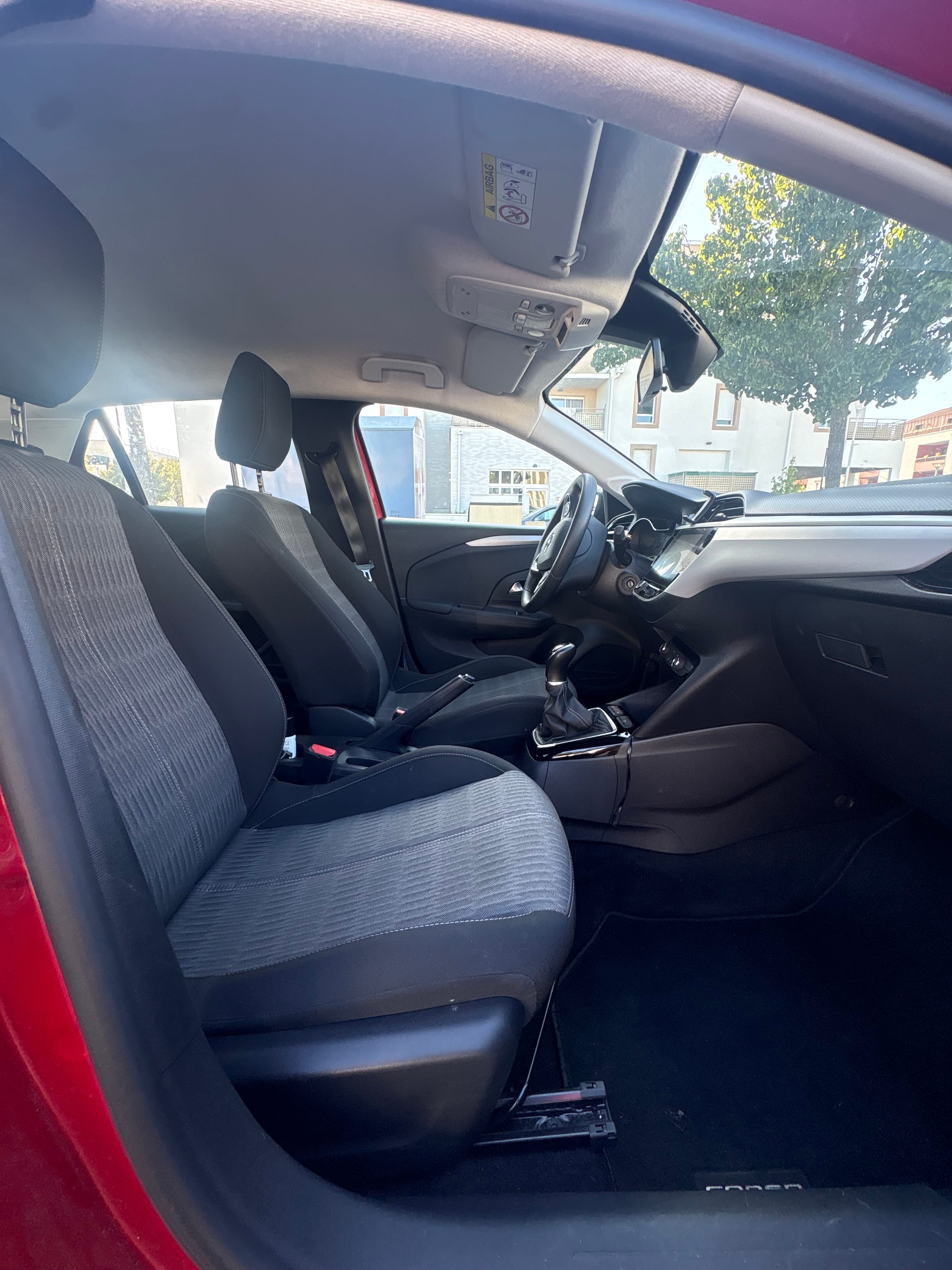 Opel Corsa avec Apple CarPlay