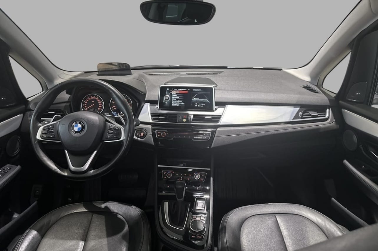 BMW 220d xDrive Active Tourer F45 met GPS