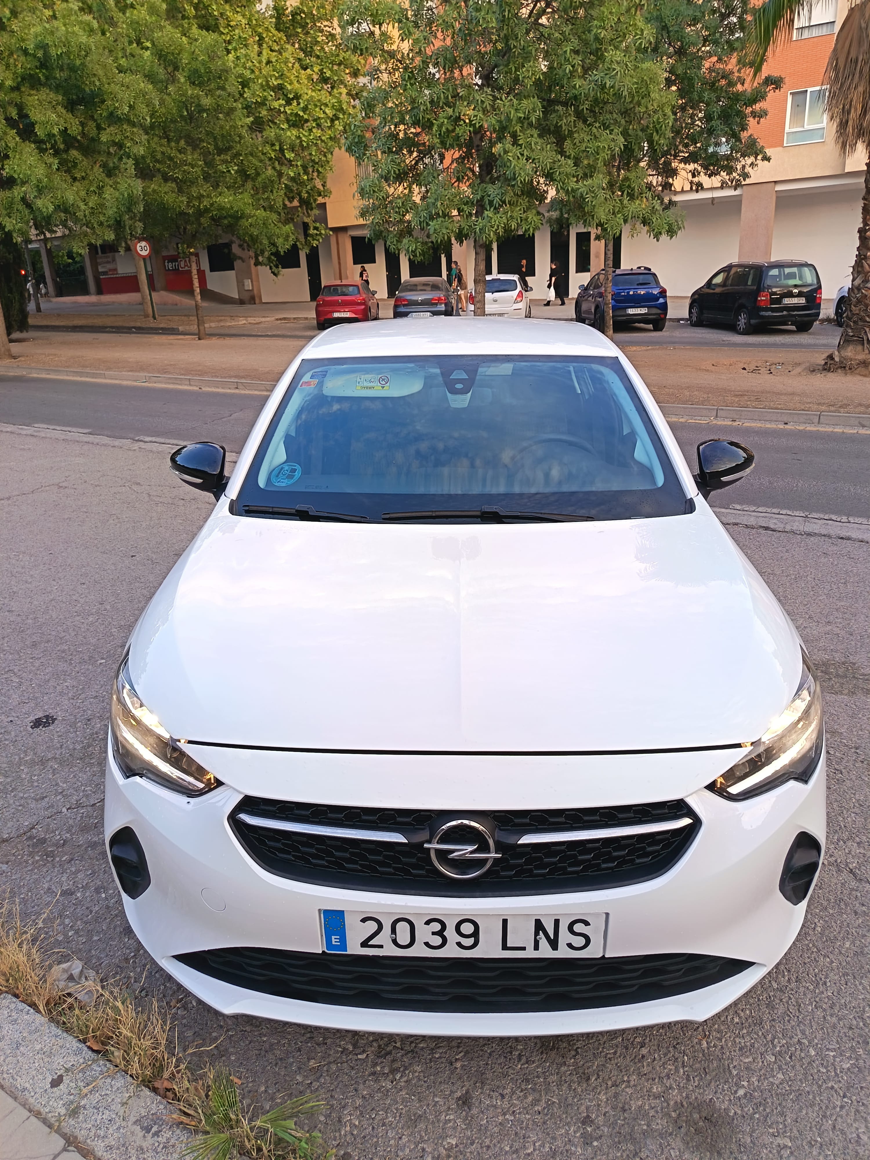 Opel Corsa con Silla infantil