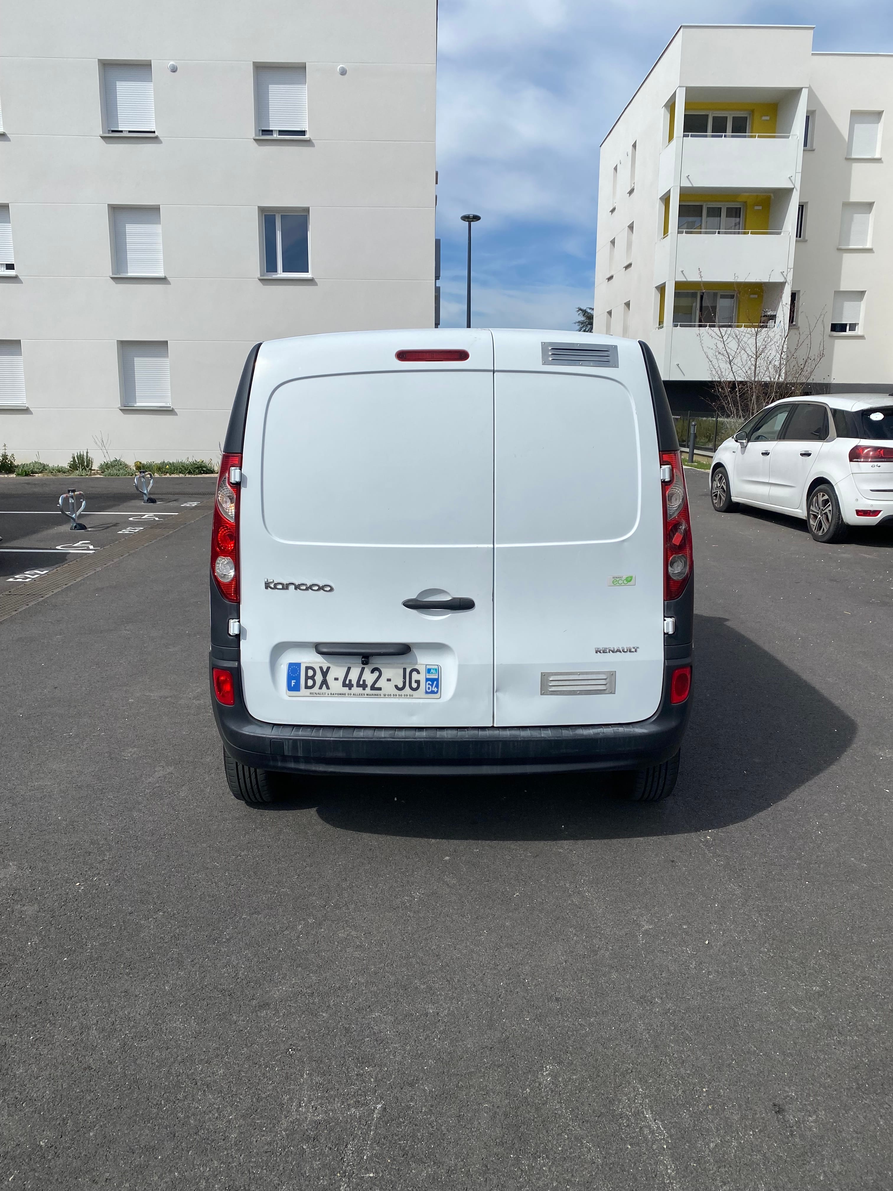 Renault Kangoo Express avec Apple CarPlay