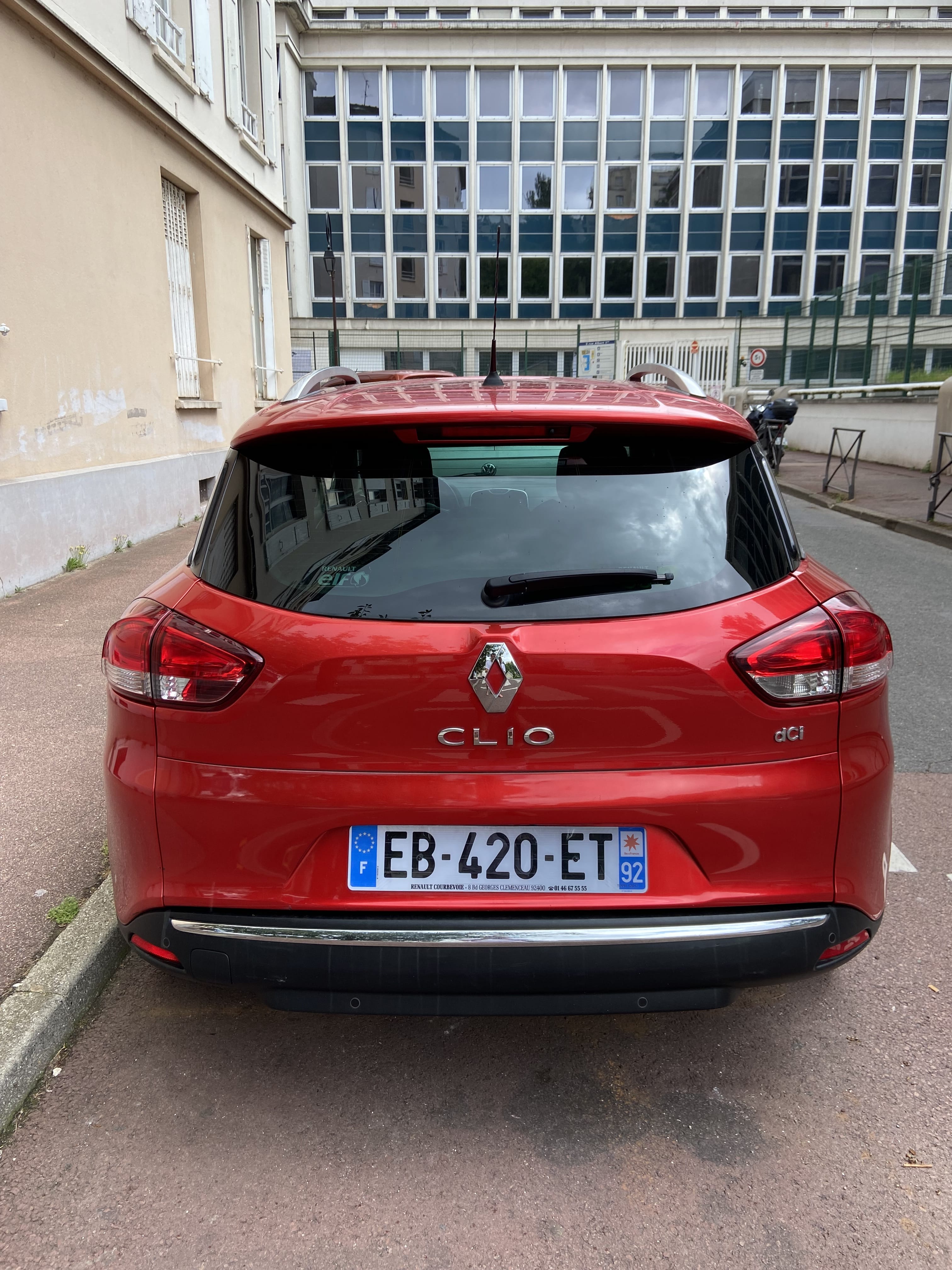 Renault Clio Estate avec Siège bébé