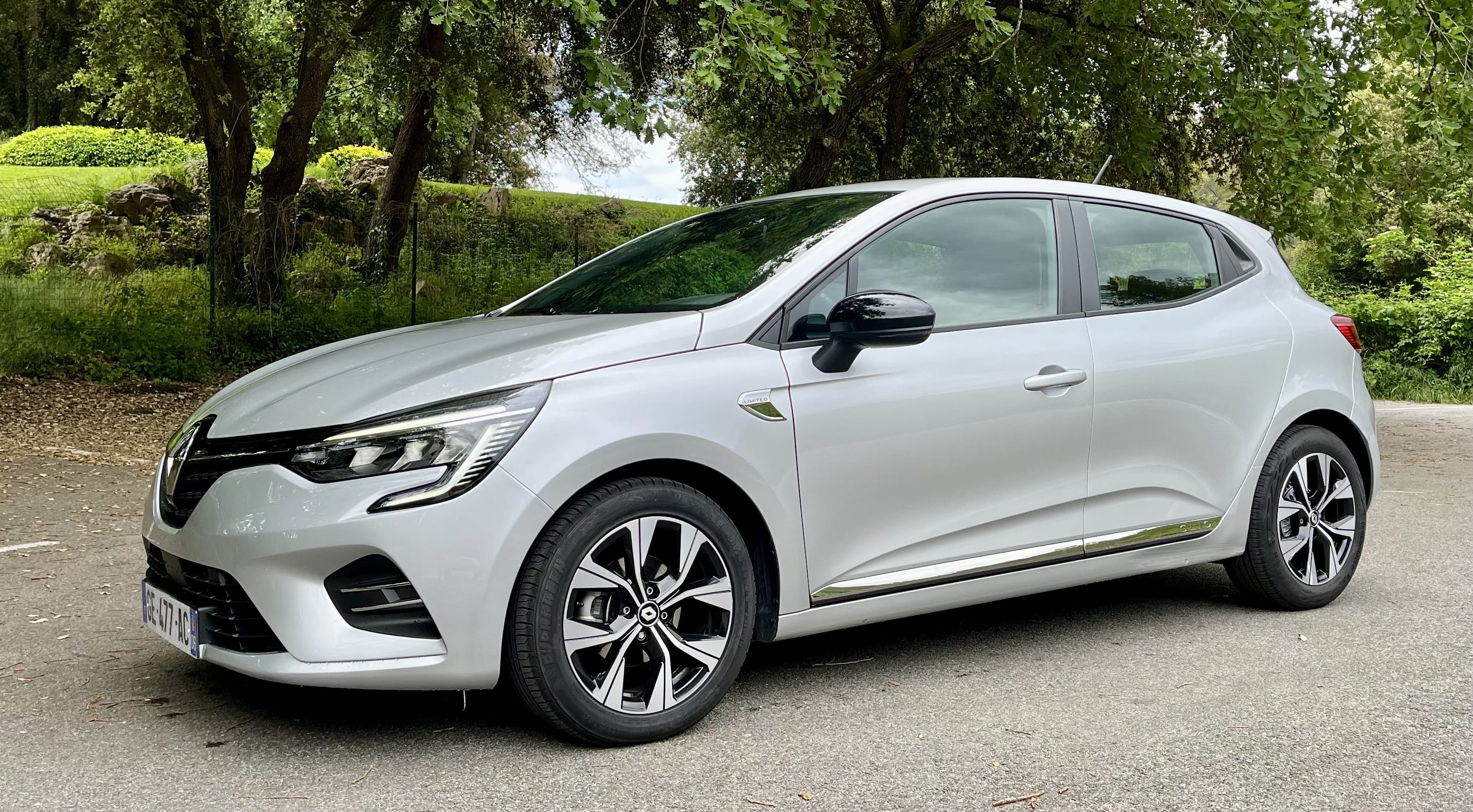 Renault Clio V Tce 90Ch LIMITED, 2022, Essence 98